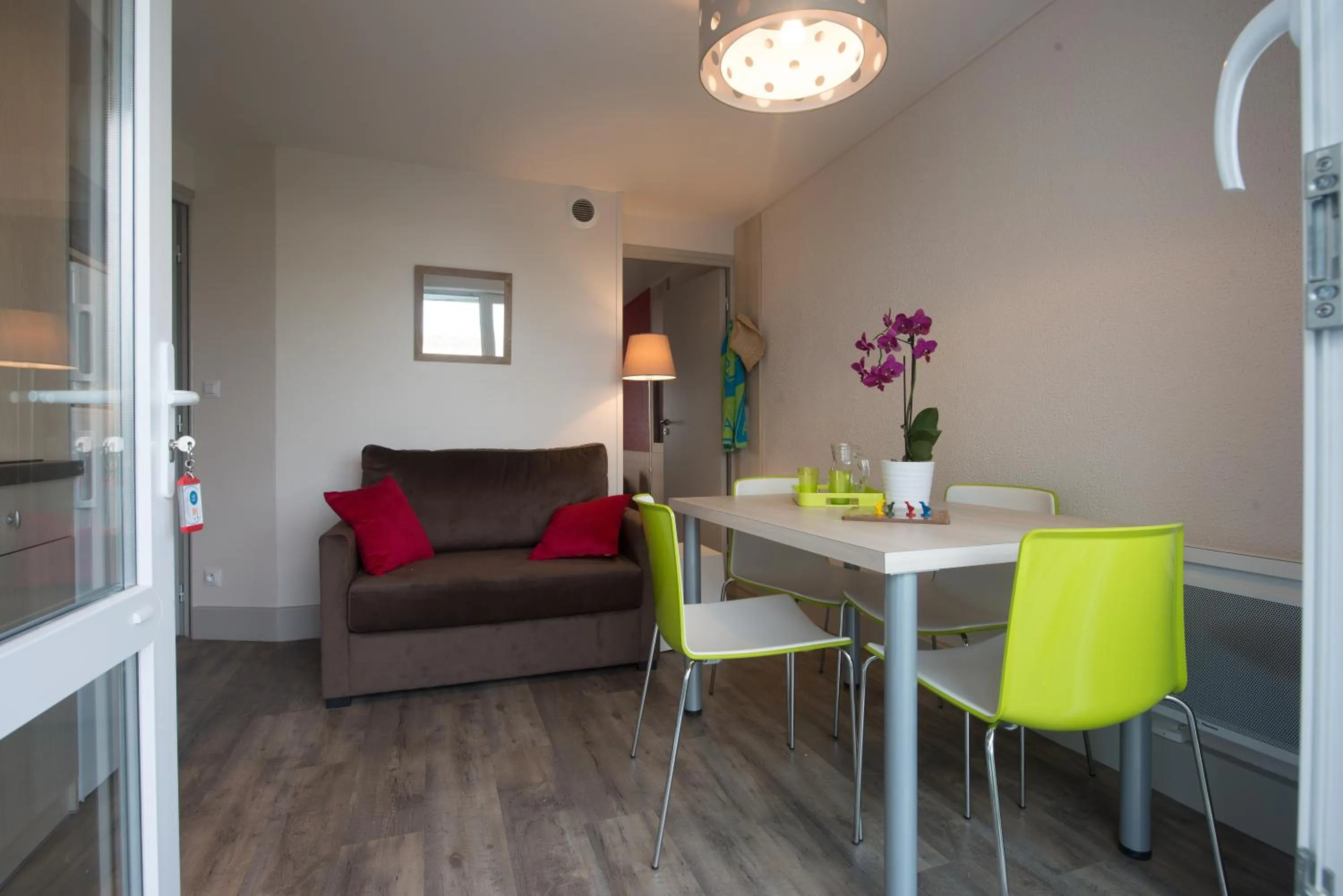 Dining area in VVF Blériot-Plage
