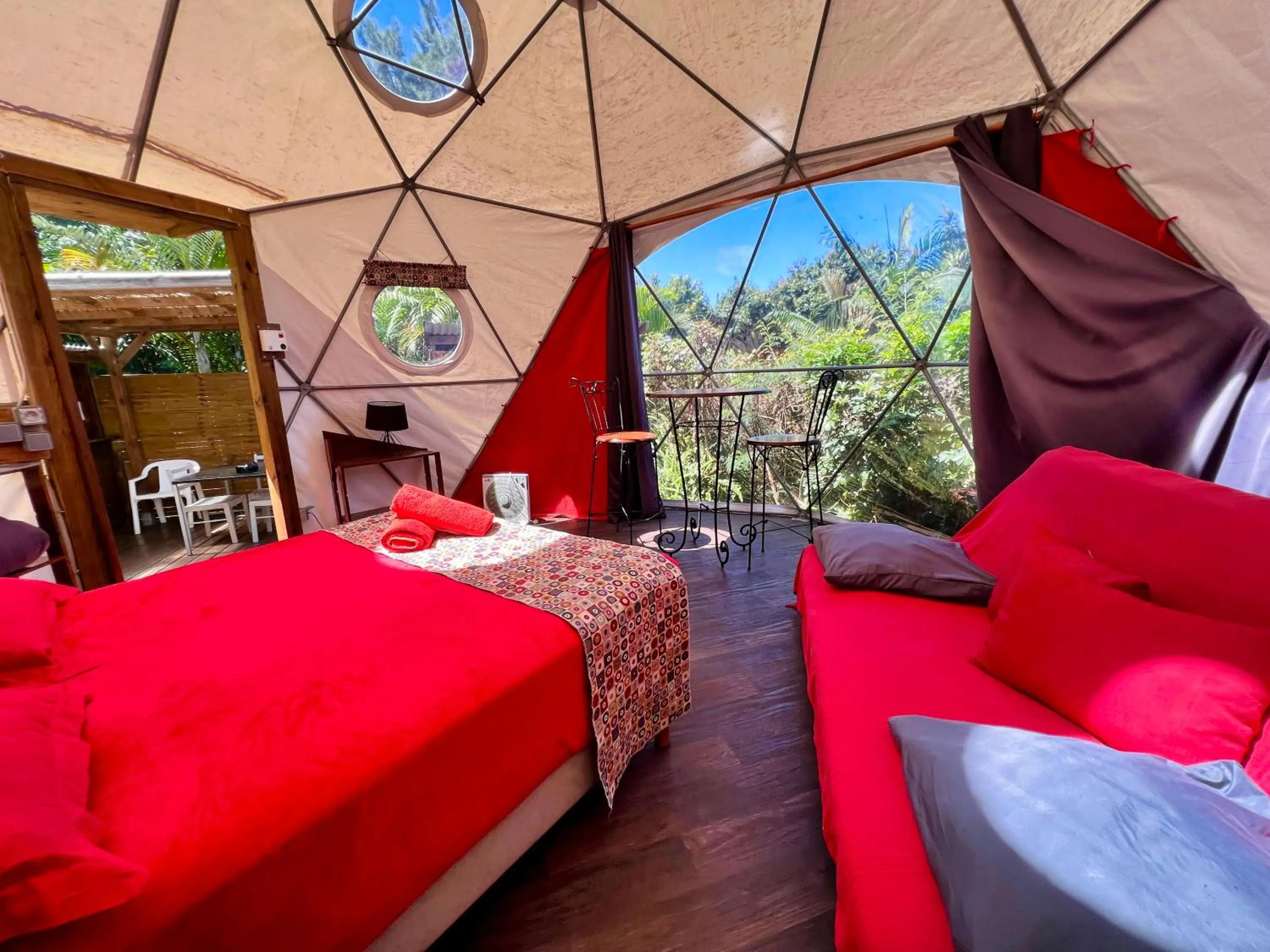 Photo of the whole room, Bed in Bubble Dome Village