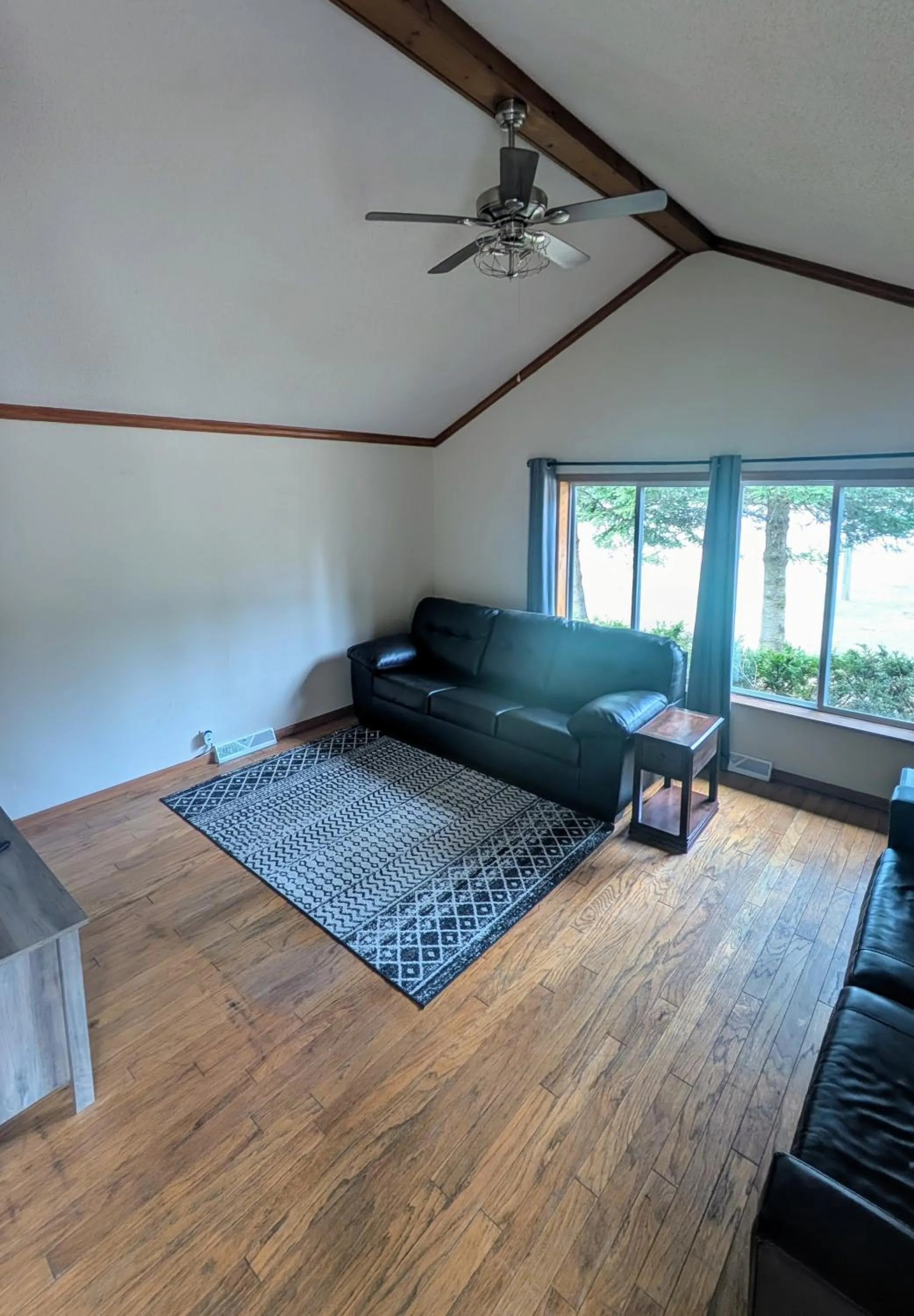 Living room in Edge-O-Dells Resort