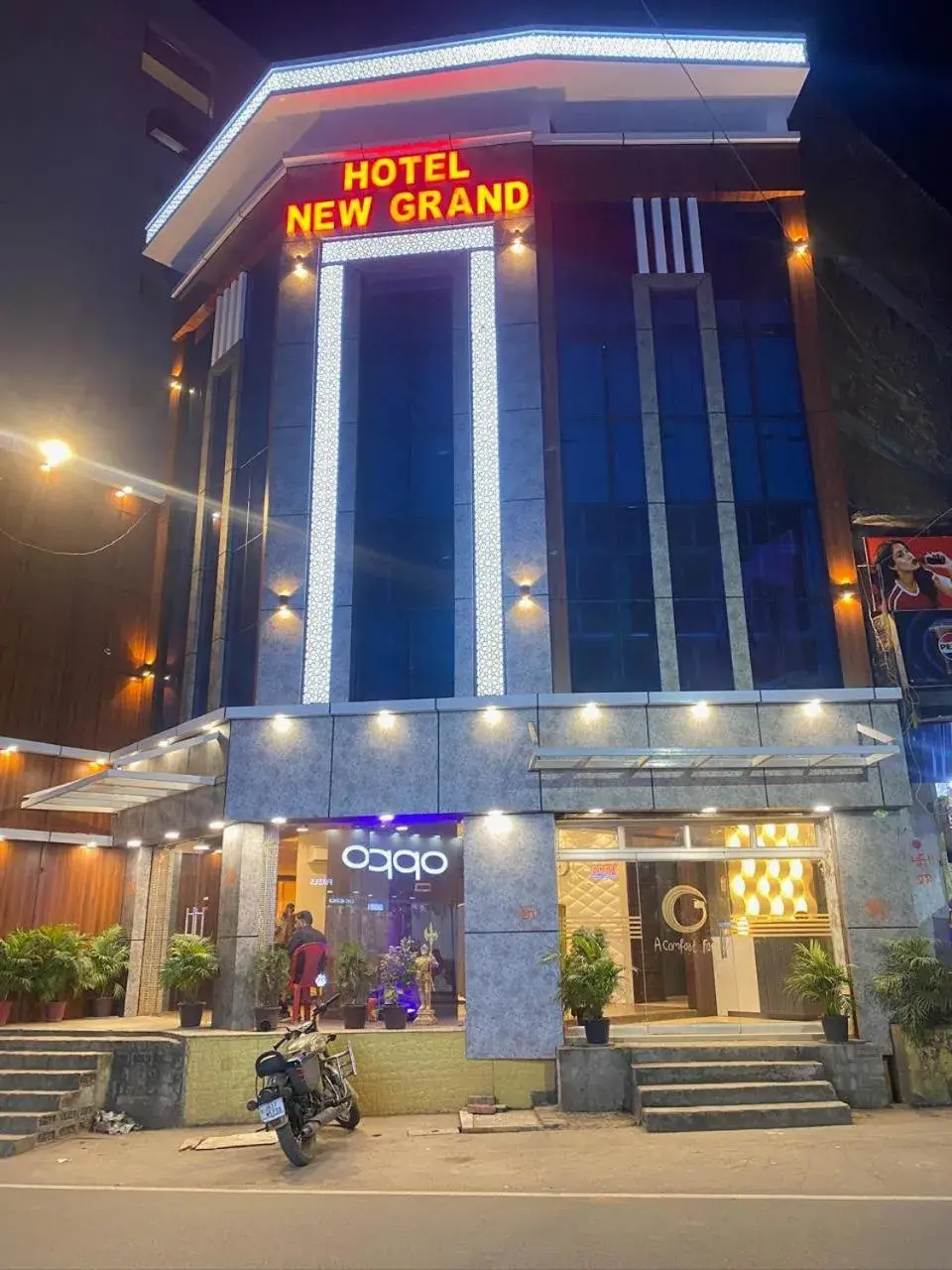 Hotel New Grand Hotel New Grand