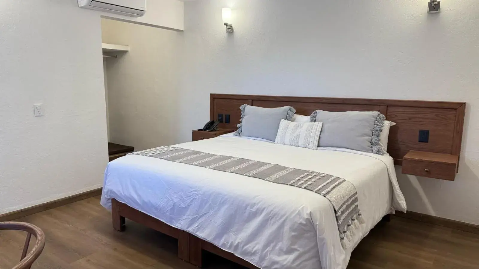 Queen Room - single occupancy in Hotel La Querencia Queen Room - single occupancy in Hotel La Querencia