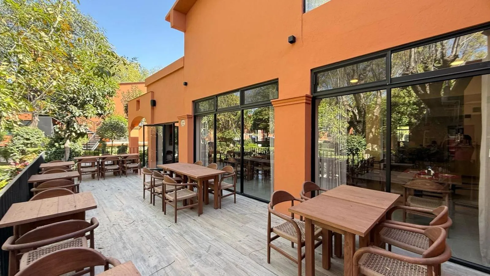 Restaurant/places to eat in Hotel La Querencia