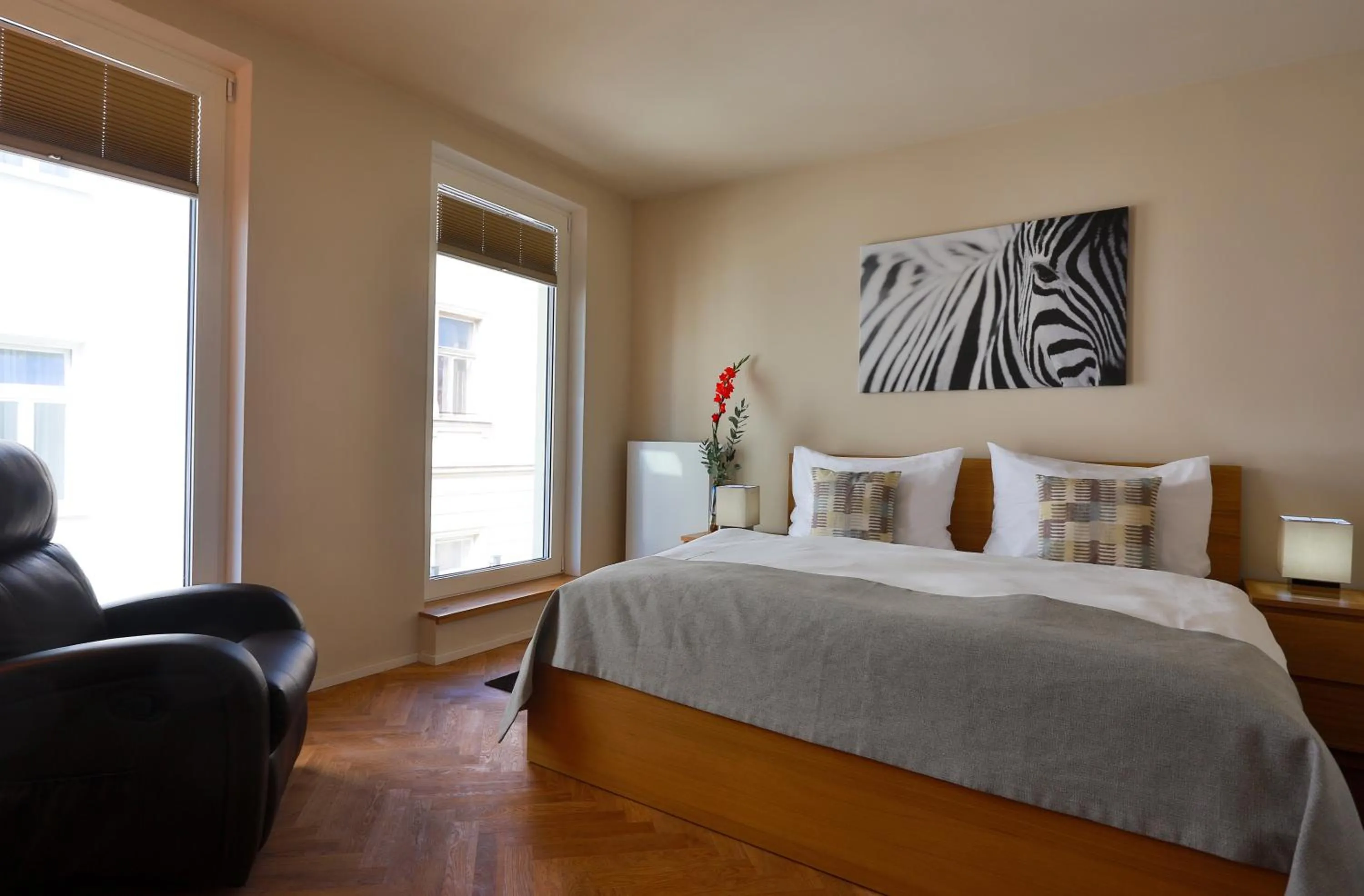 Bedroom, Bed in James Hotel & Apartments