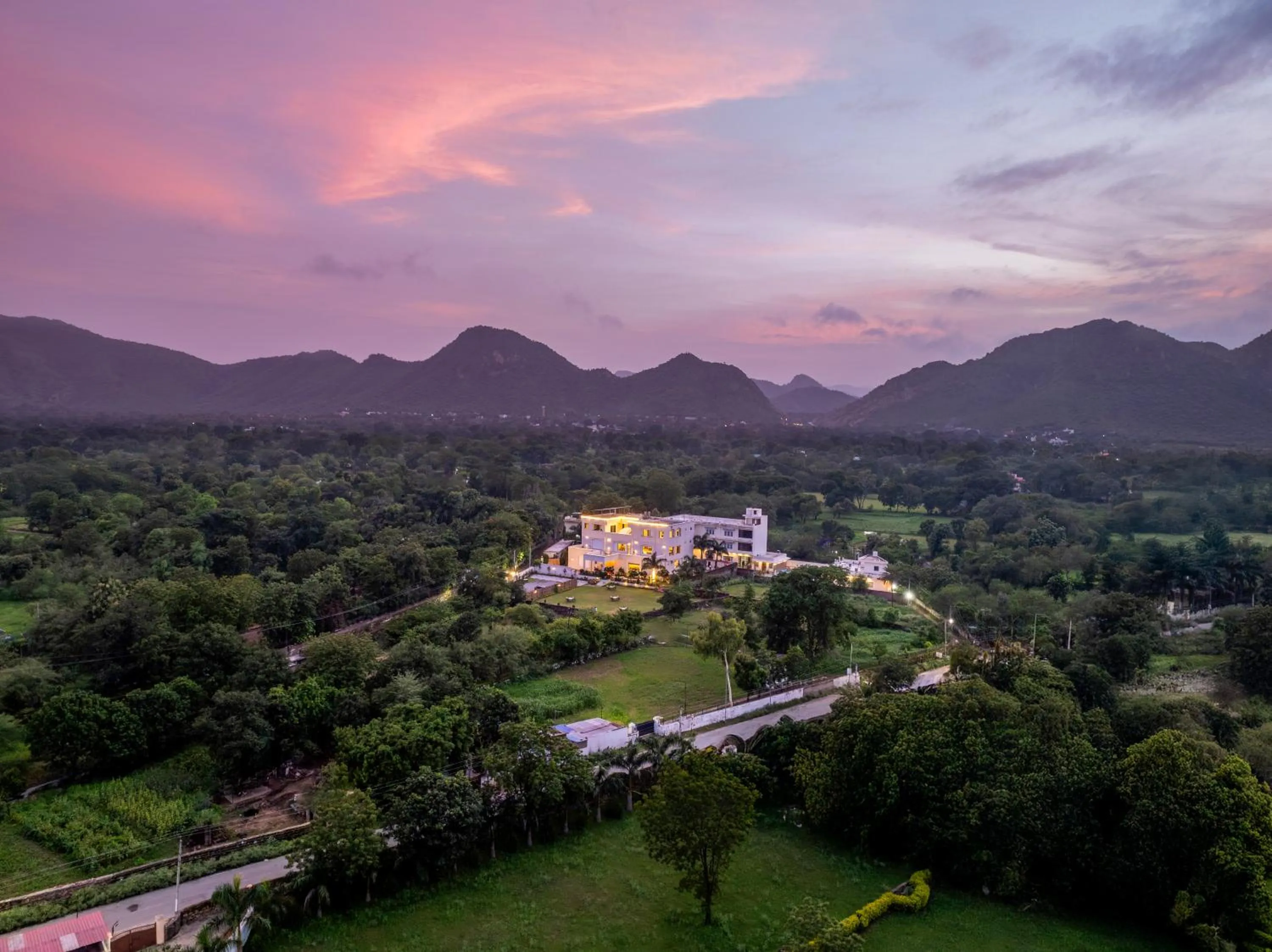 Neighbourhood in Surya Kothi Resort