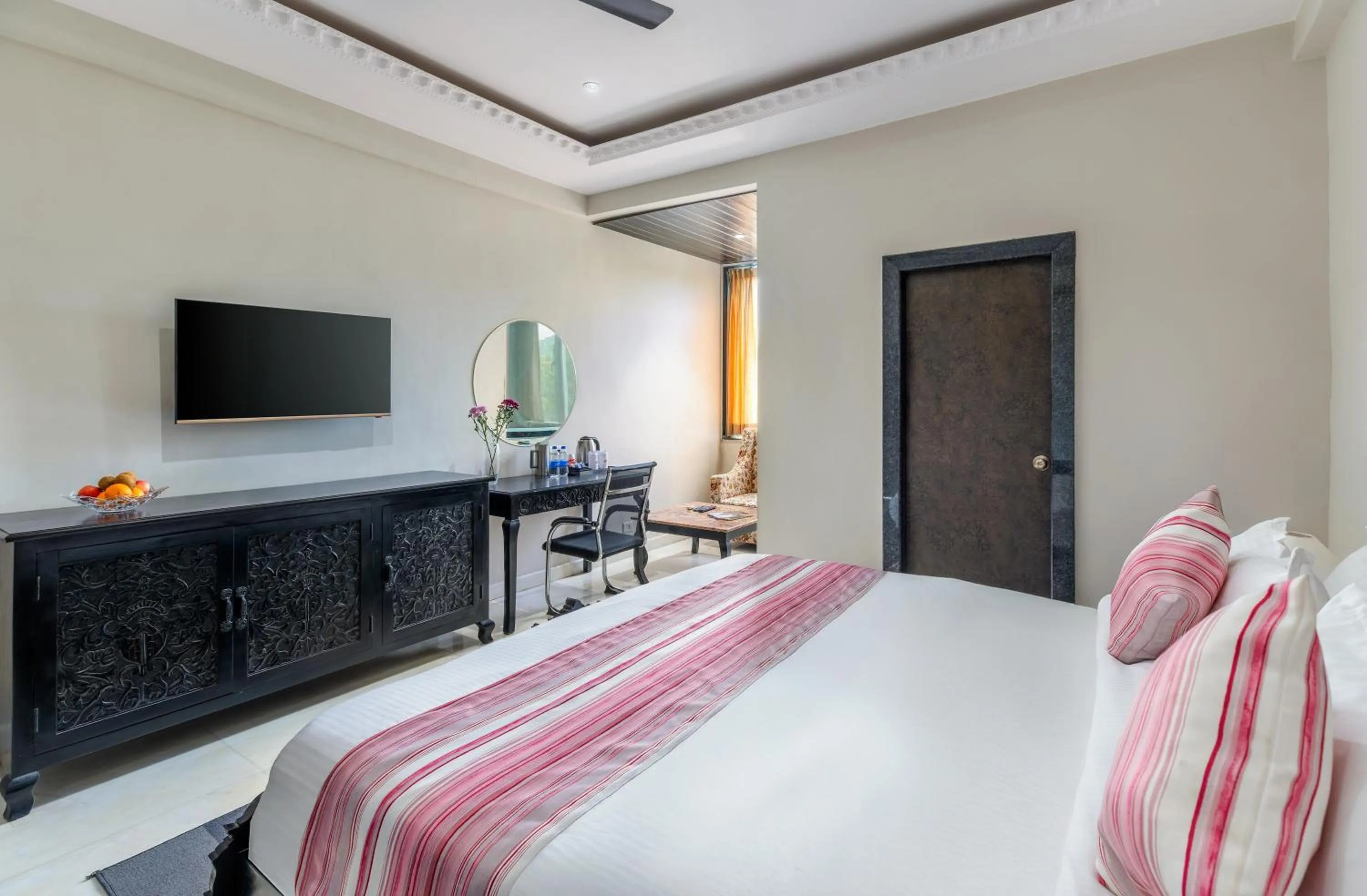 Bedroom, Bed in Surya Kothi Resort