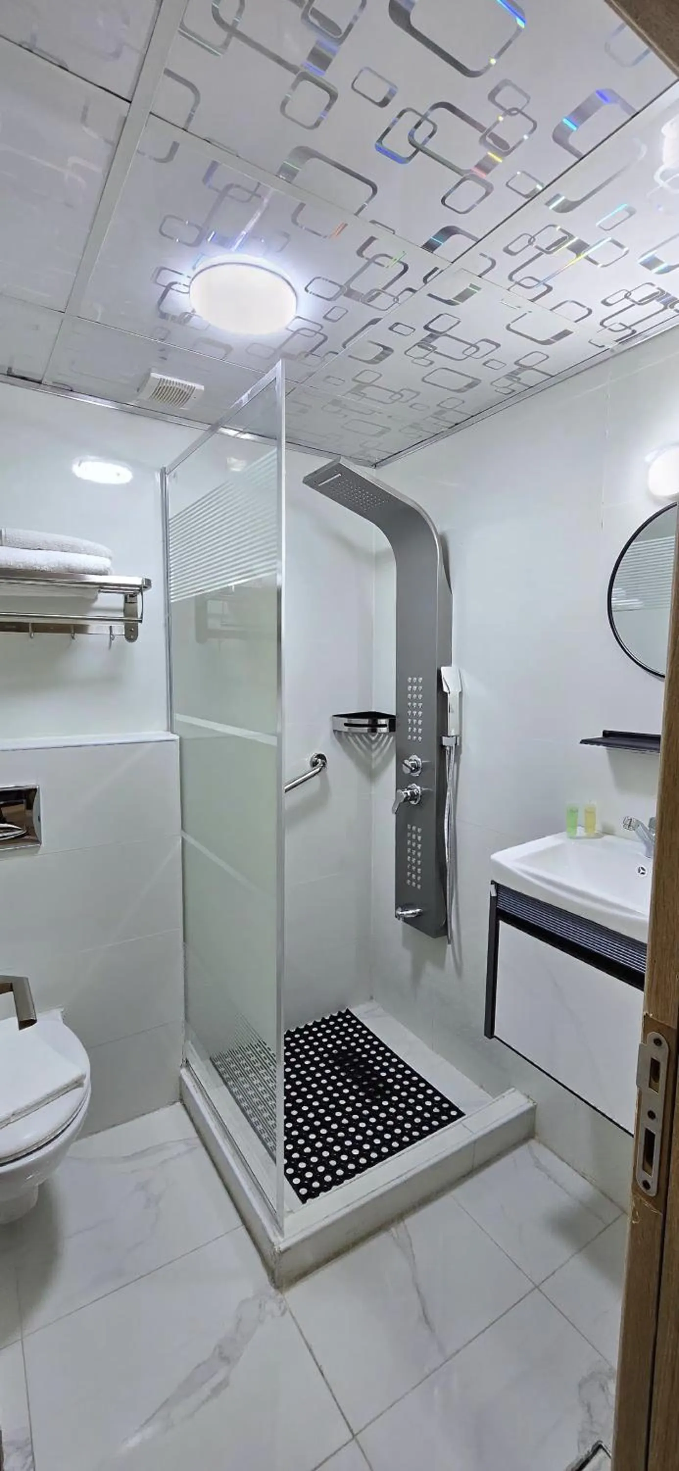 Shower in Balcony Hotel