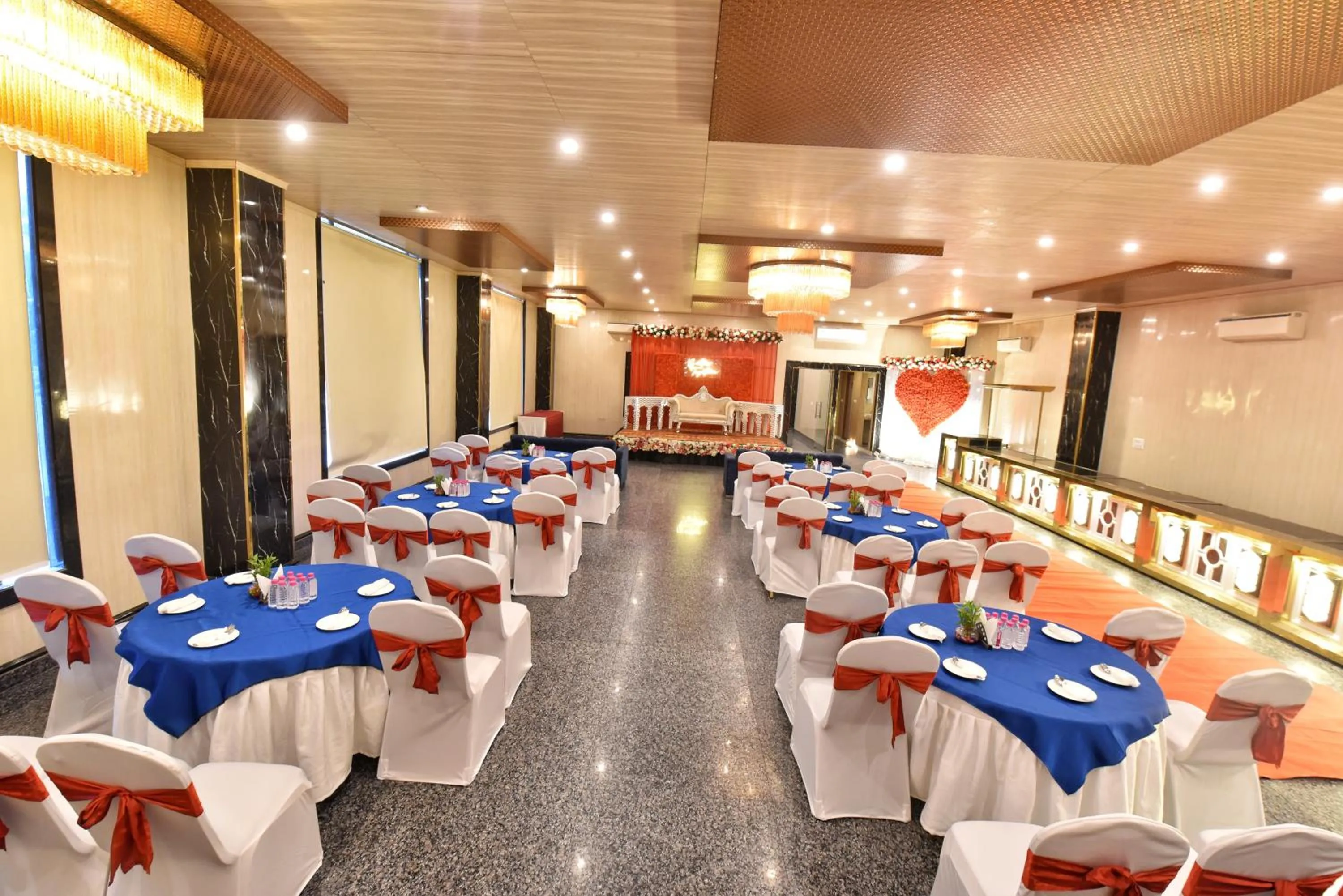 Banquet/Function facilities in Foxoso Fiori Hotel