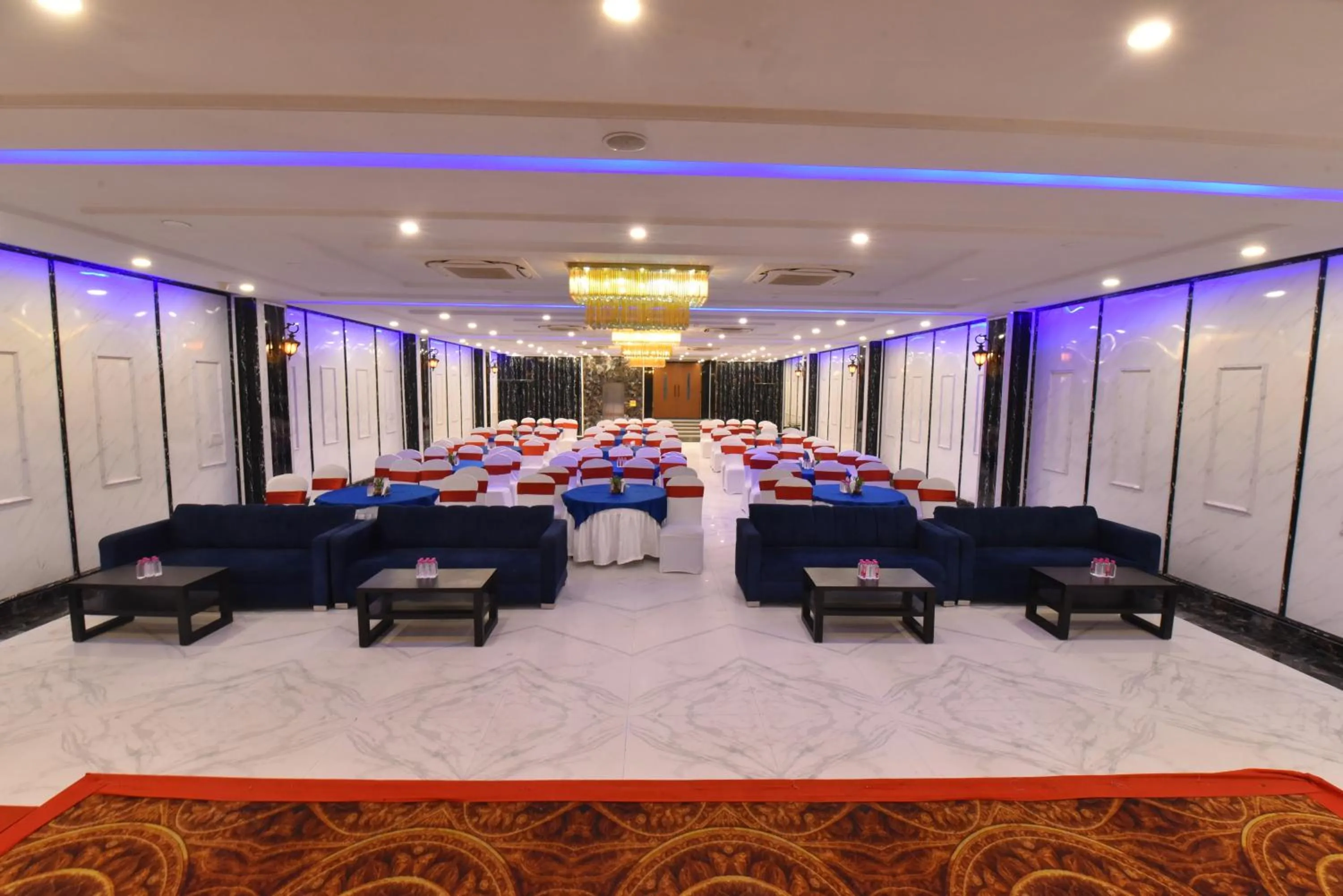 Banquet/Function facilities in Foxoso Fiori Hotel