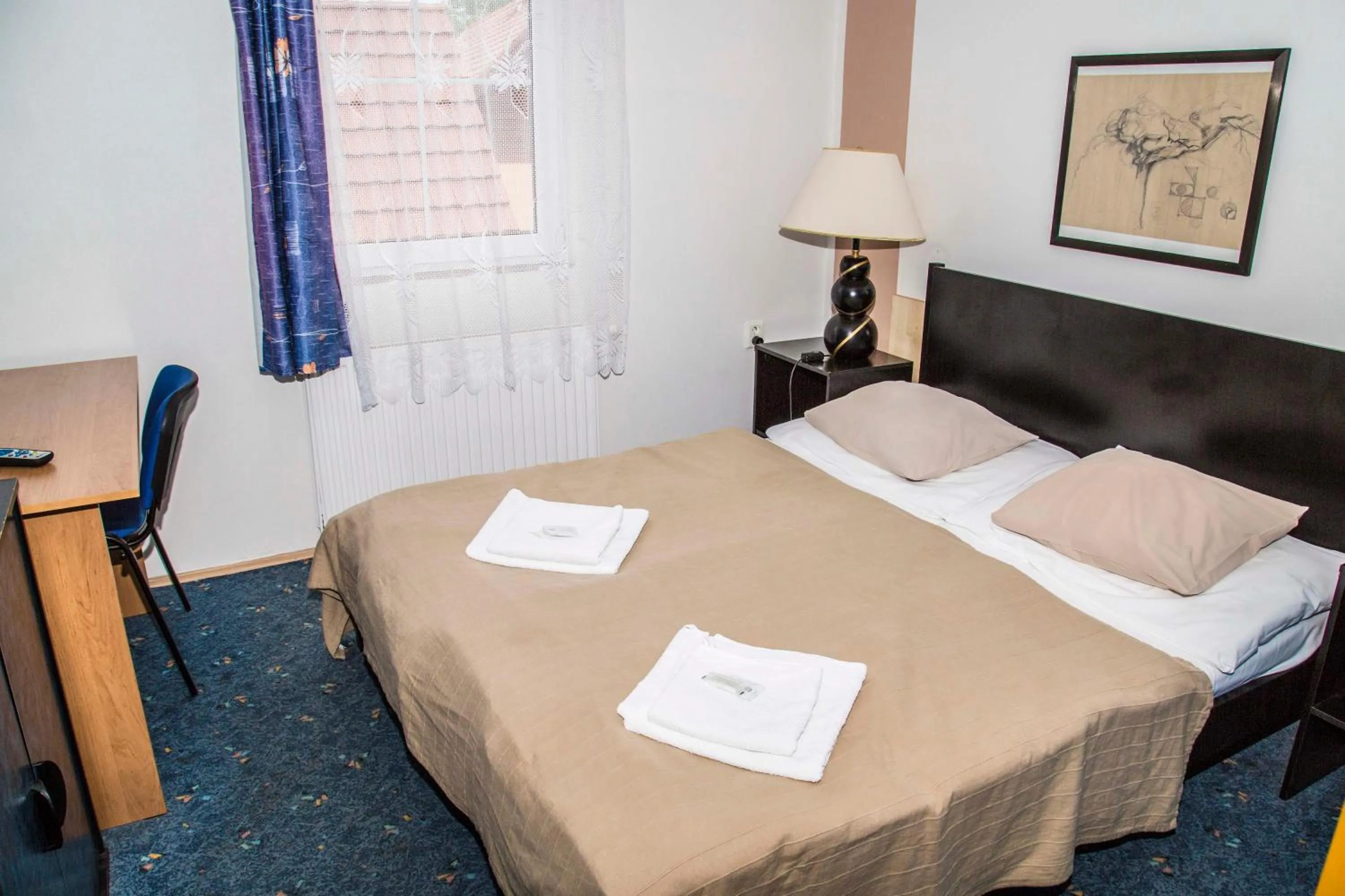 Photo of the whole room, Bed in hotel U lip Trojanovice