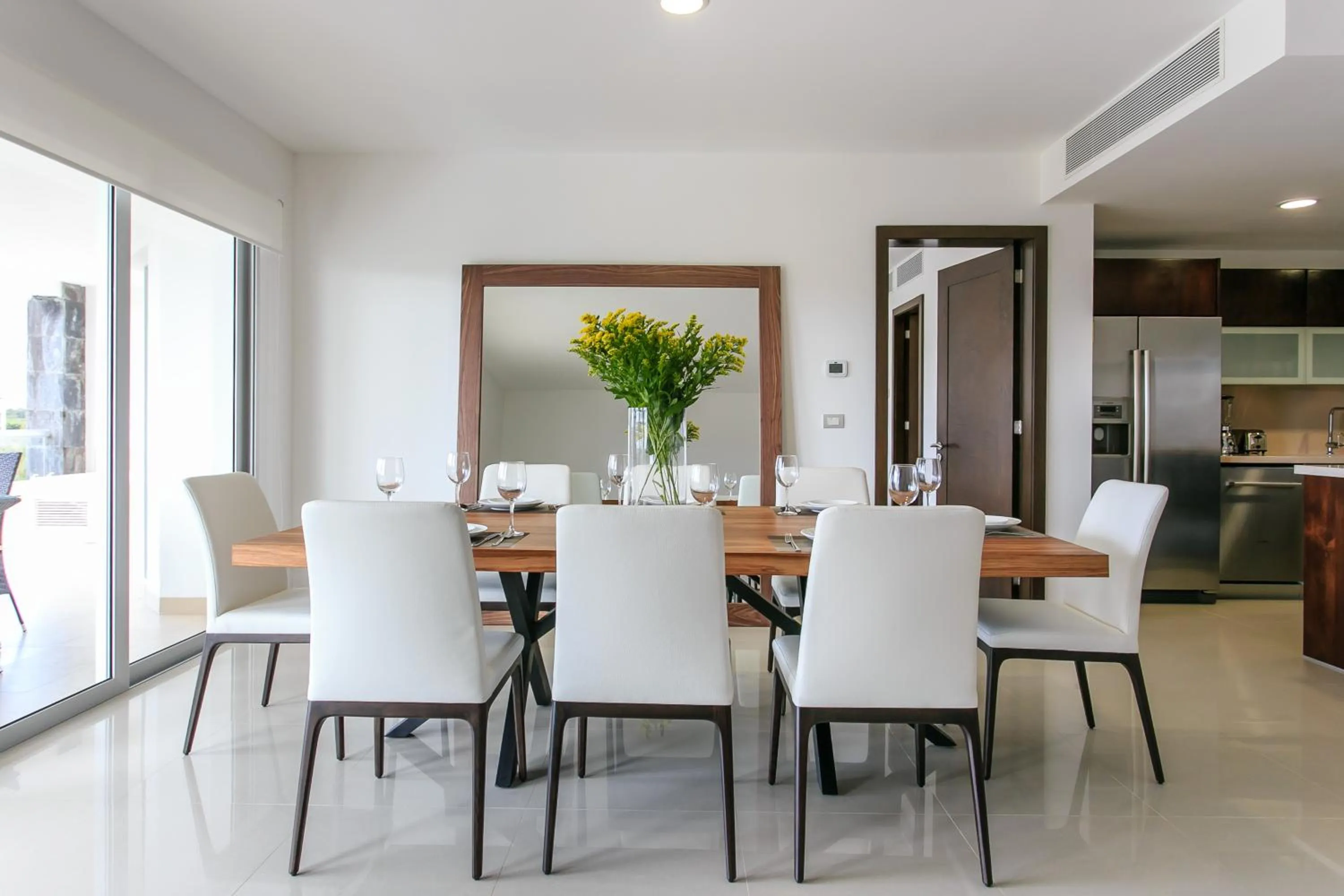 Dining area in Luxury Condos at Mareazul Beachfront Complex with Resort-Style Amenities