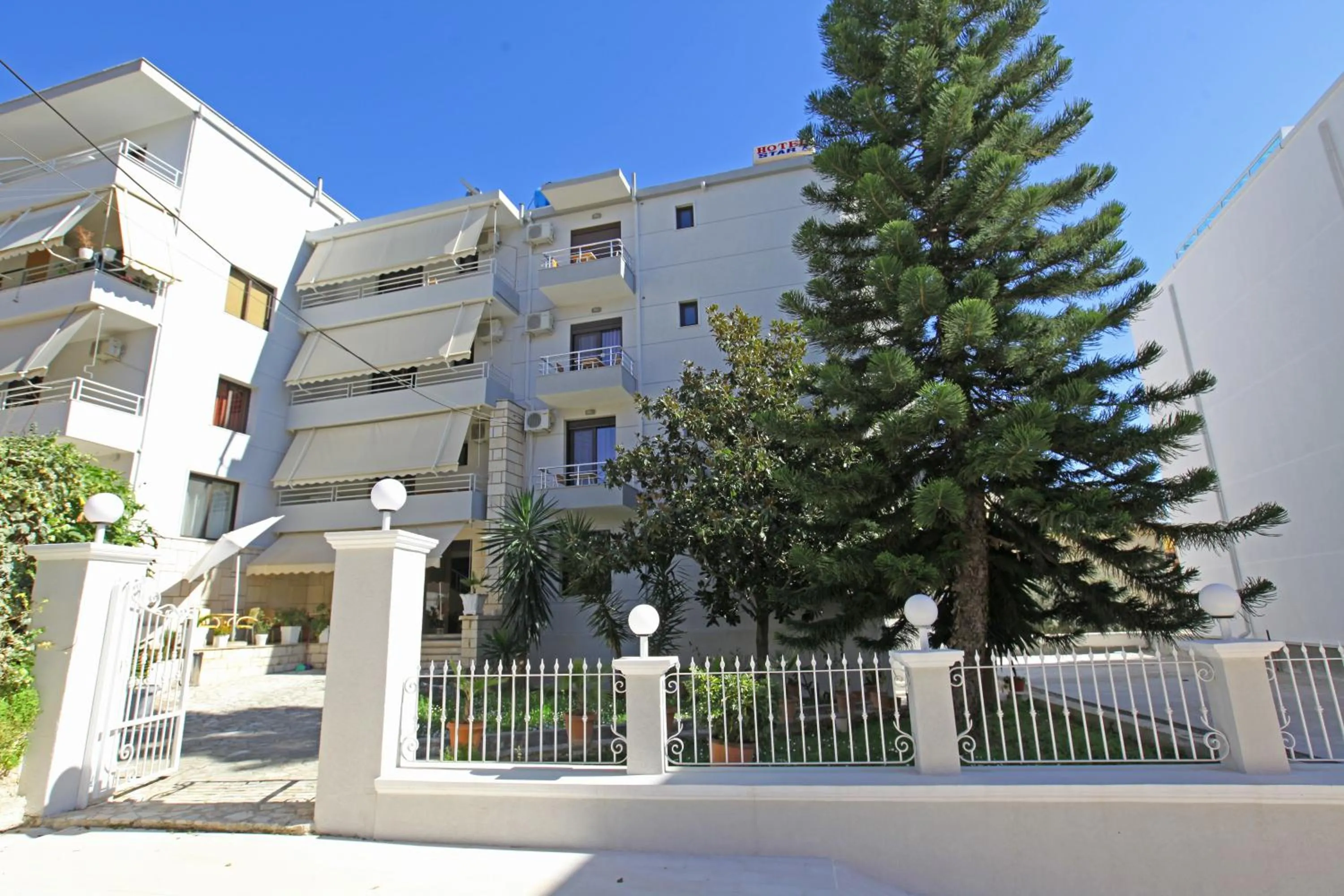 Hotel Star