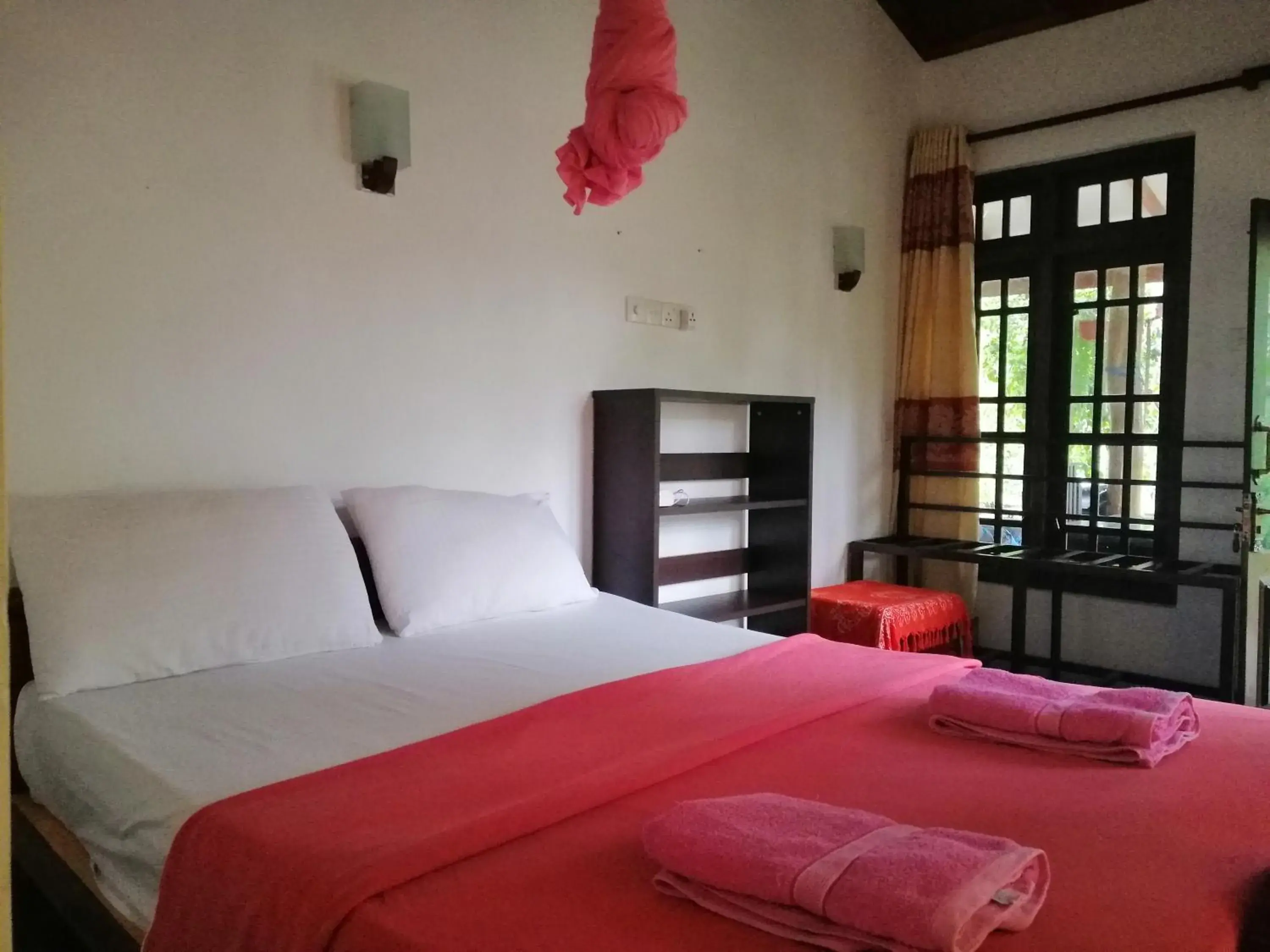 Deluxe Double Room with Balcony in Villa Eden Paradise Deluxe Double Room with Balcony in Villa Eden Paradise