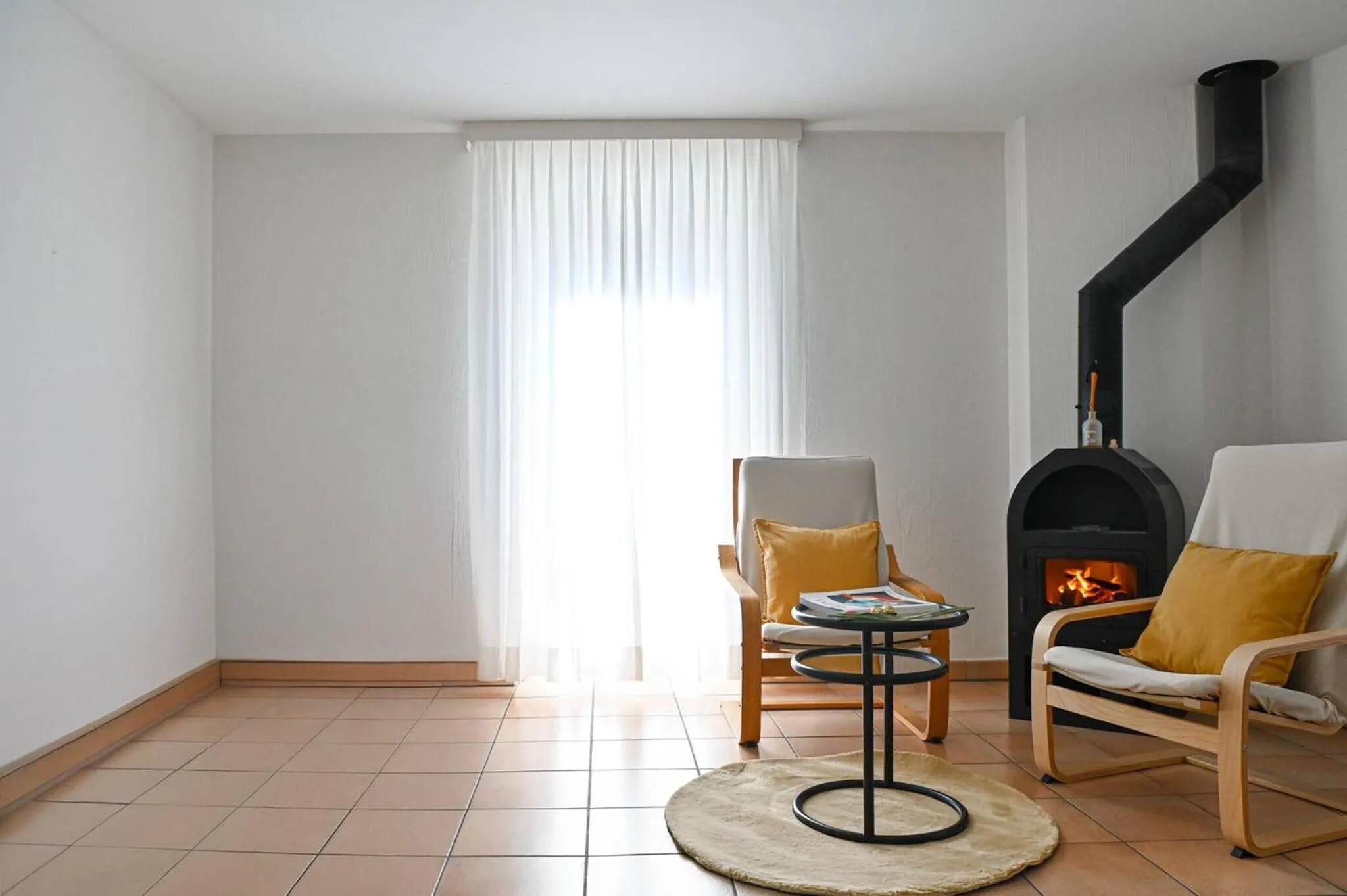 Living room in Ruga House in Lake Ascona 4