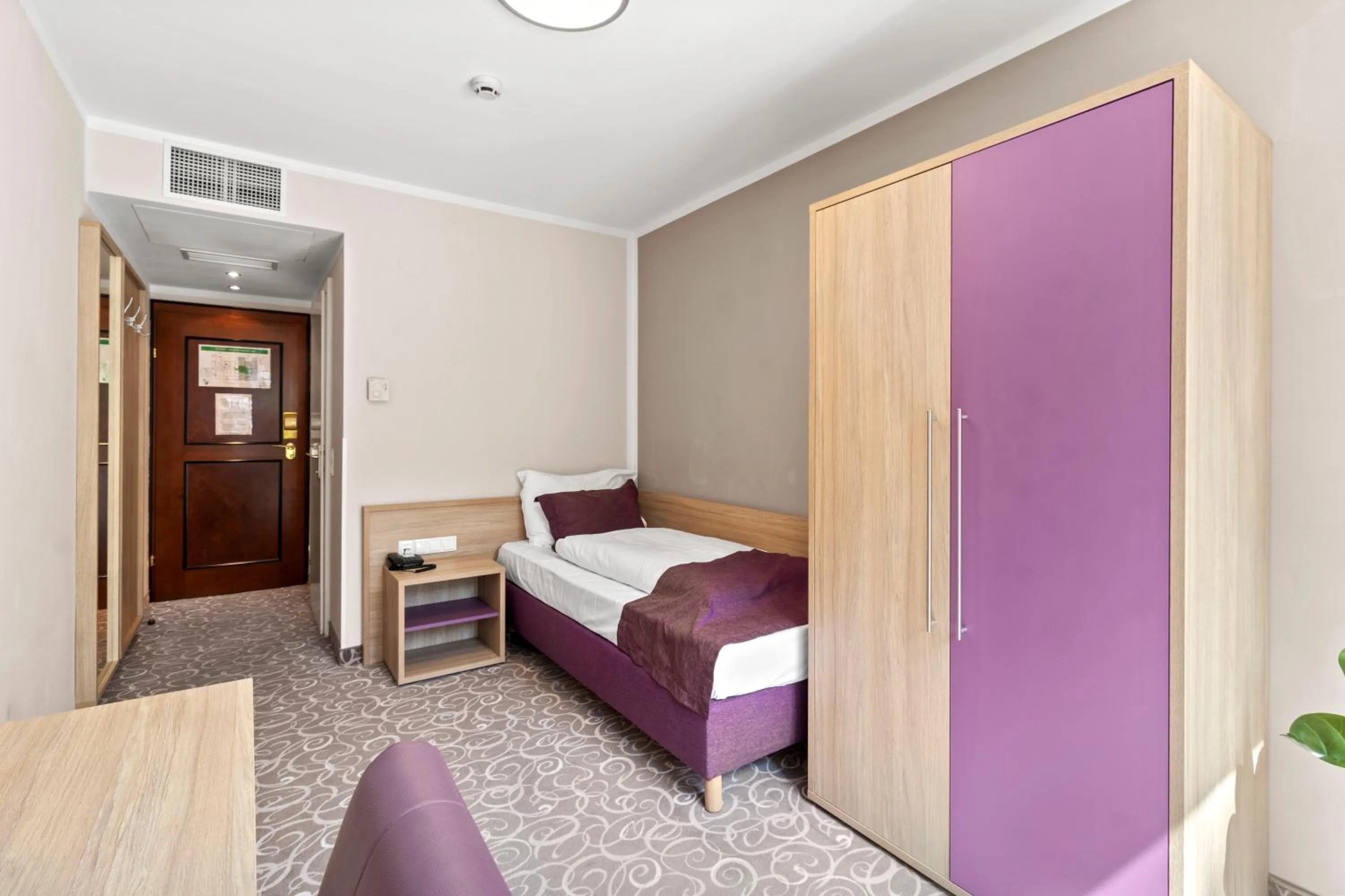 Bed in Schild Rooms - Self Check-in - Nature and Wine Area Vienna