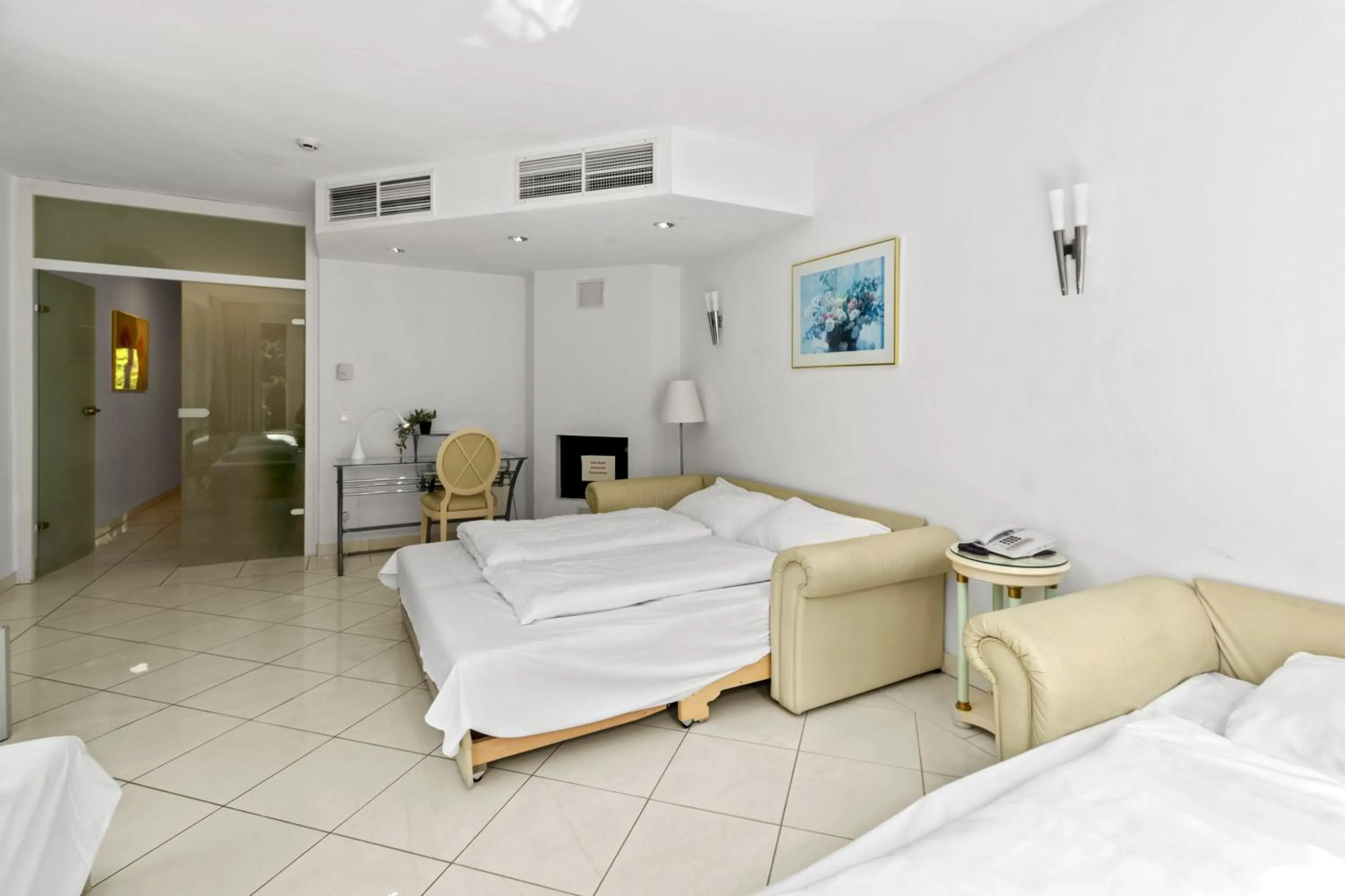 Bed in Schild Rooms - Self Check-in - Nature and Wine Area Vienna