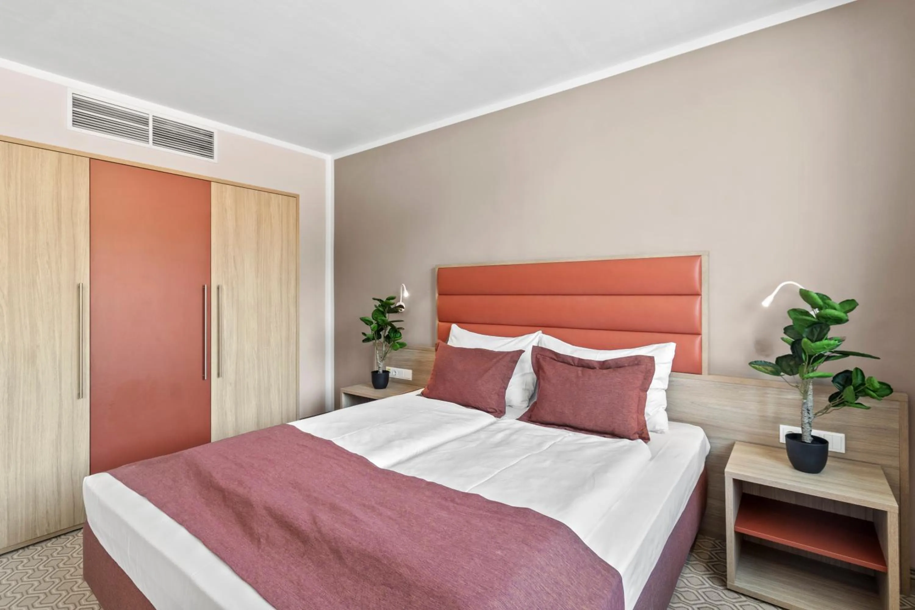 Bed in Schild Rooms - Self Check-in - Nature and Wine Area Vienna