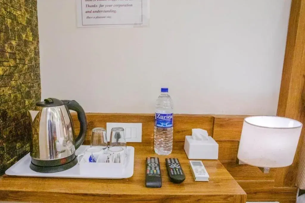 Suite in HOTEL DOUBLE CROWN Mumbai AIRPORT T2 Suite in HOTEL DOUBLE CROWN Mumbai AIRPORT T2