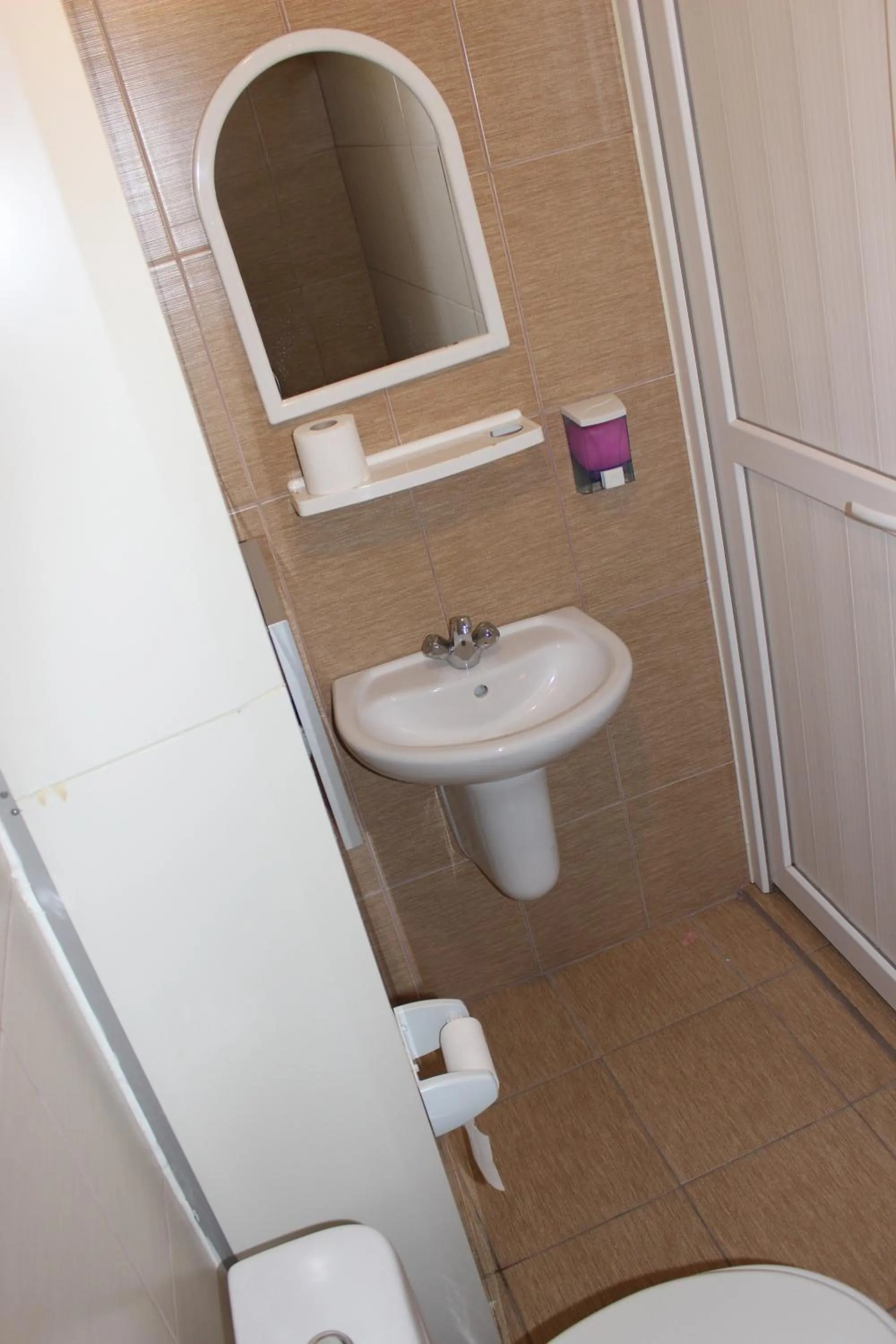 Shower in Otel Sınal