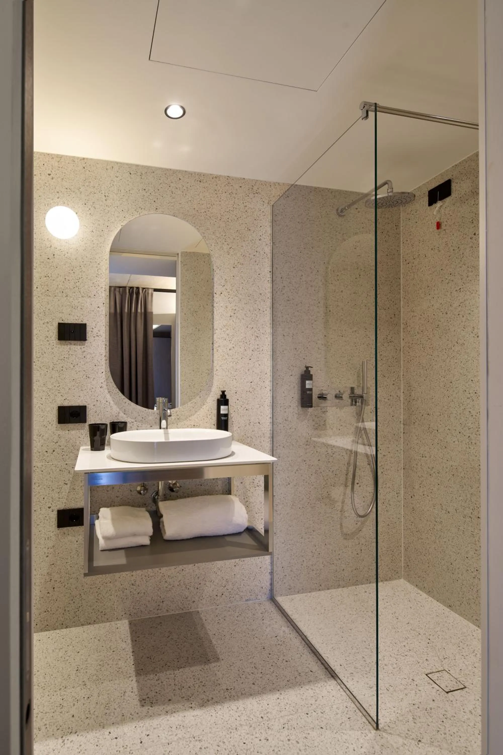 Shower in Hotel Giardino Verdi