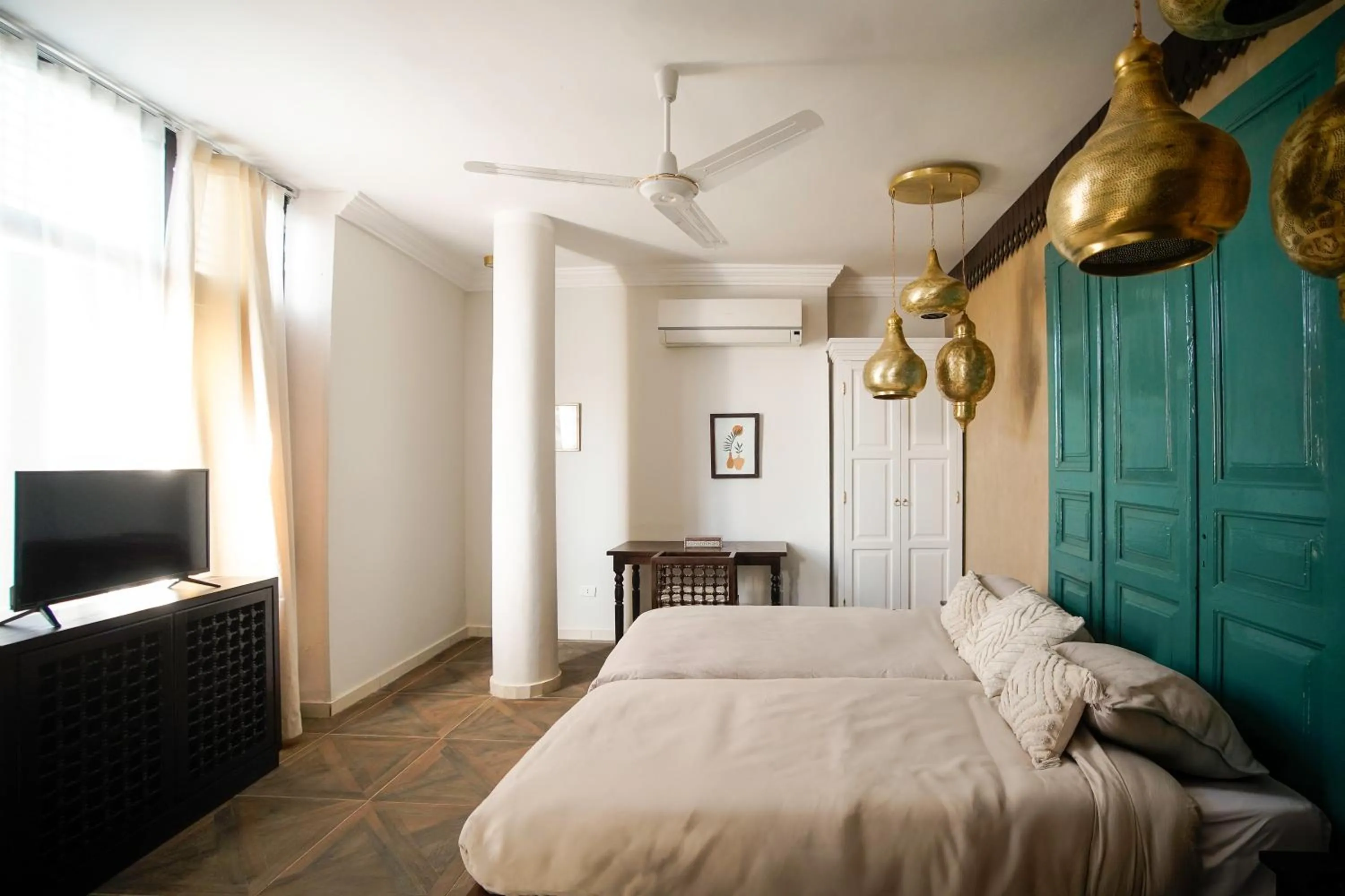 Bed in Al Wadi Boutique Hotel