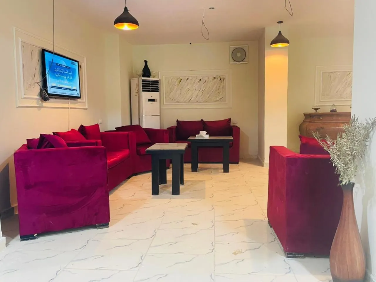 Lobby or reception in Verssailles Pyramids Hotel