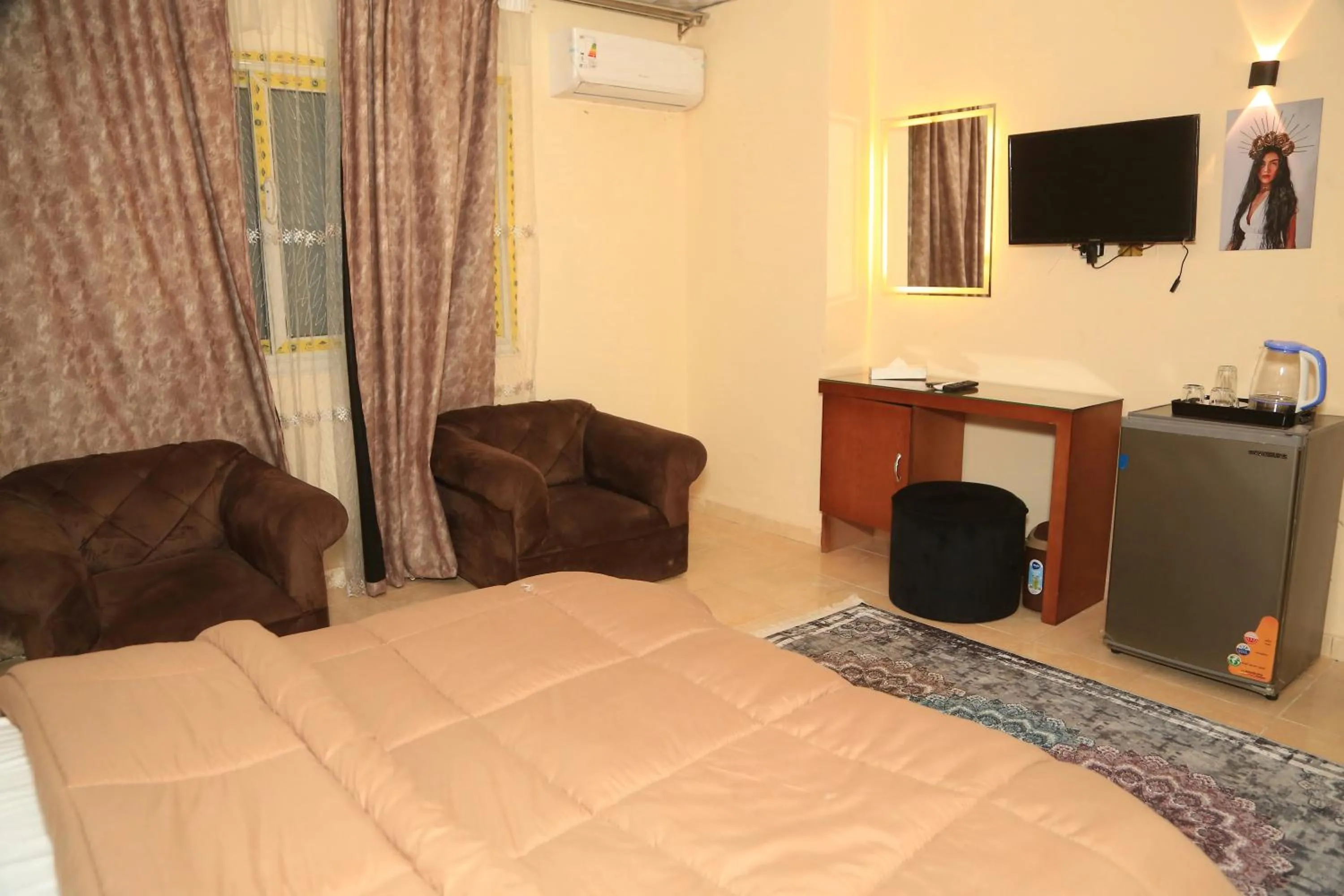 Living room in Verssailles Pyramids Hotel