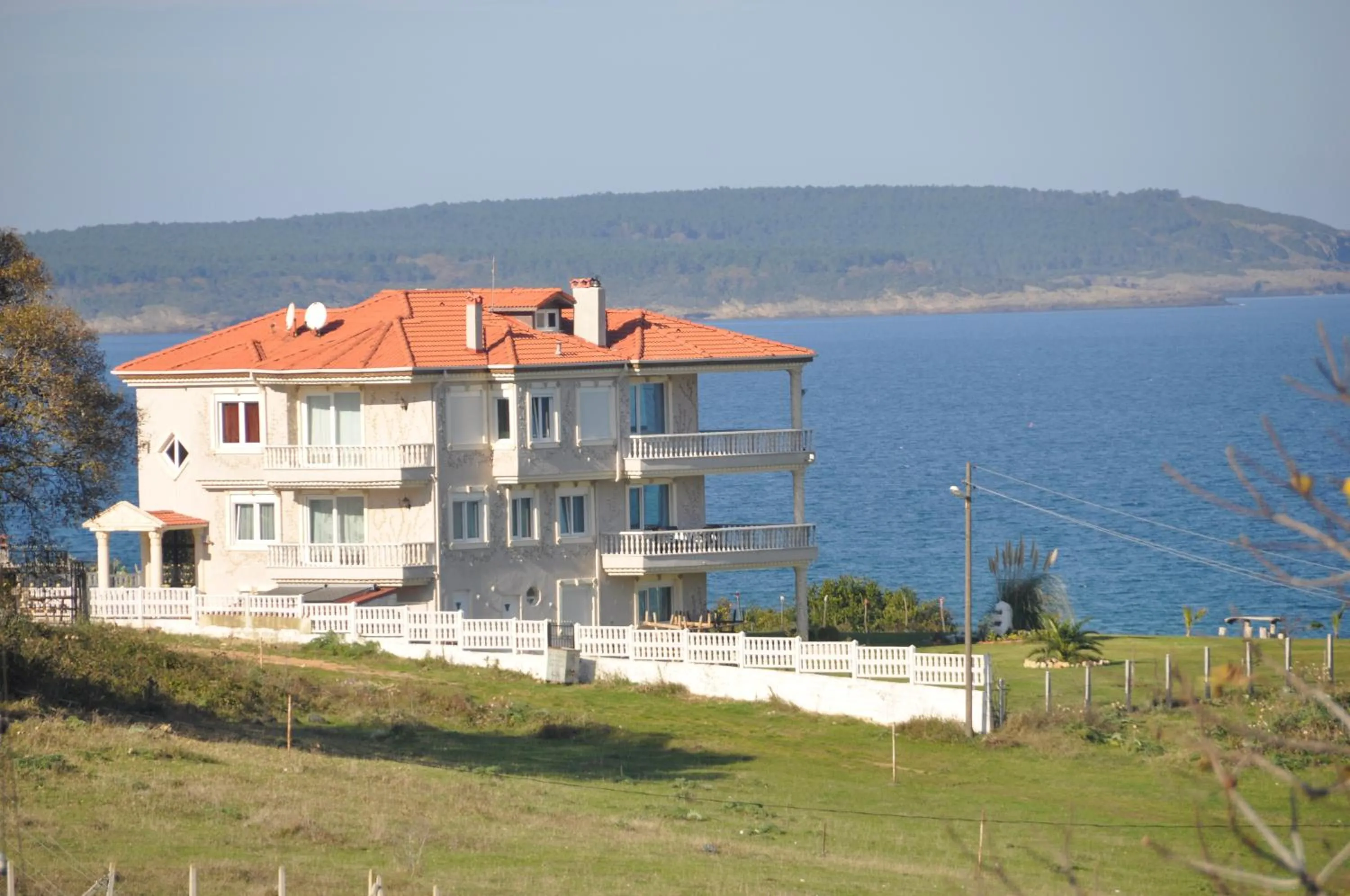 Apartment with Sea View in Perice Konak dubleks