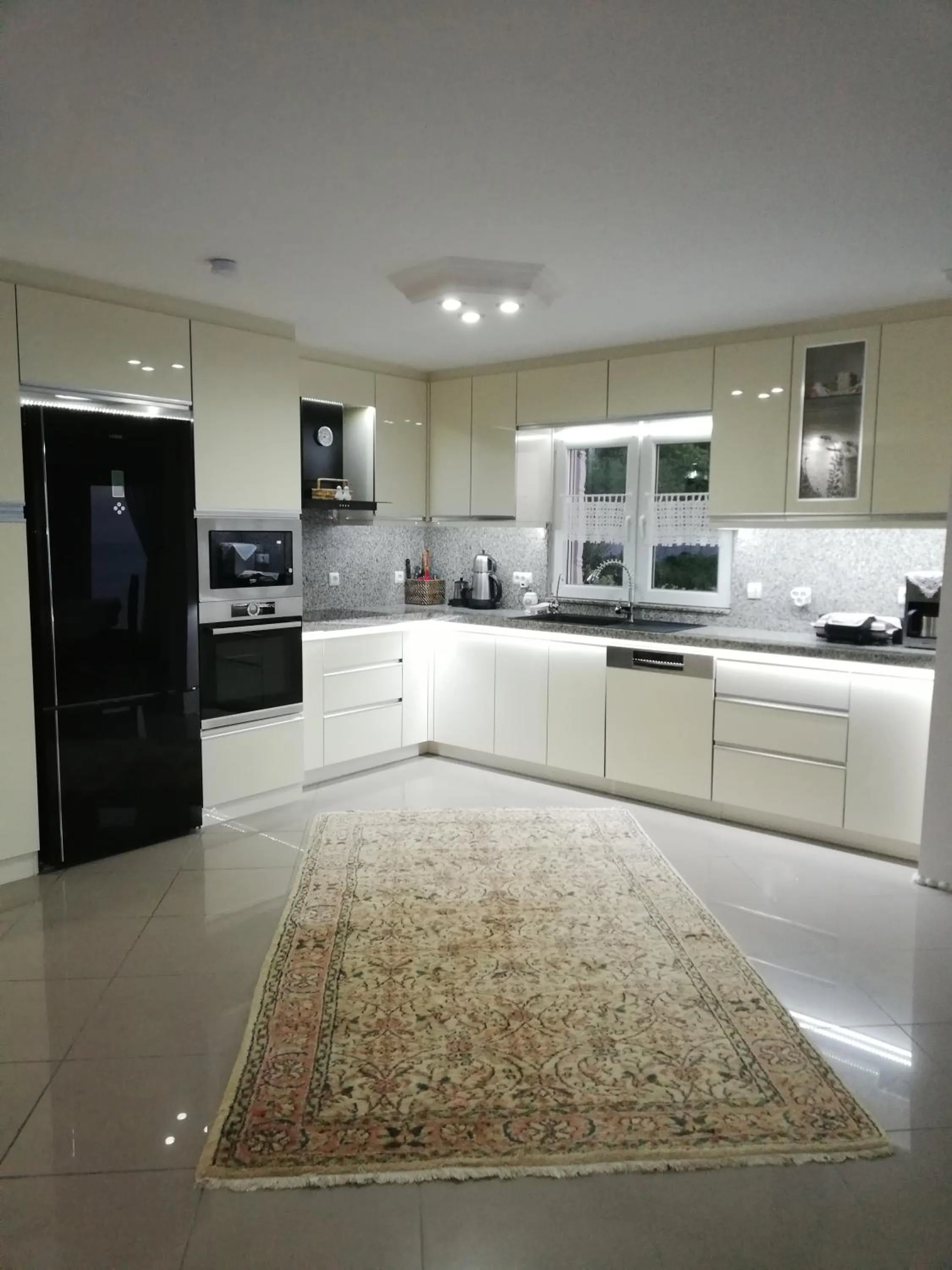 Apartment with Sea View in Perice Konak dubleks