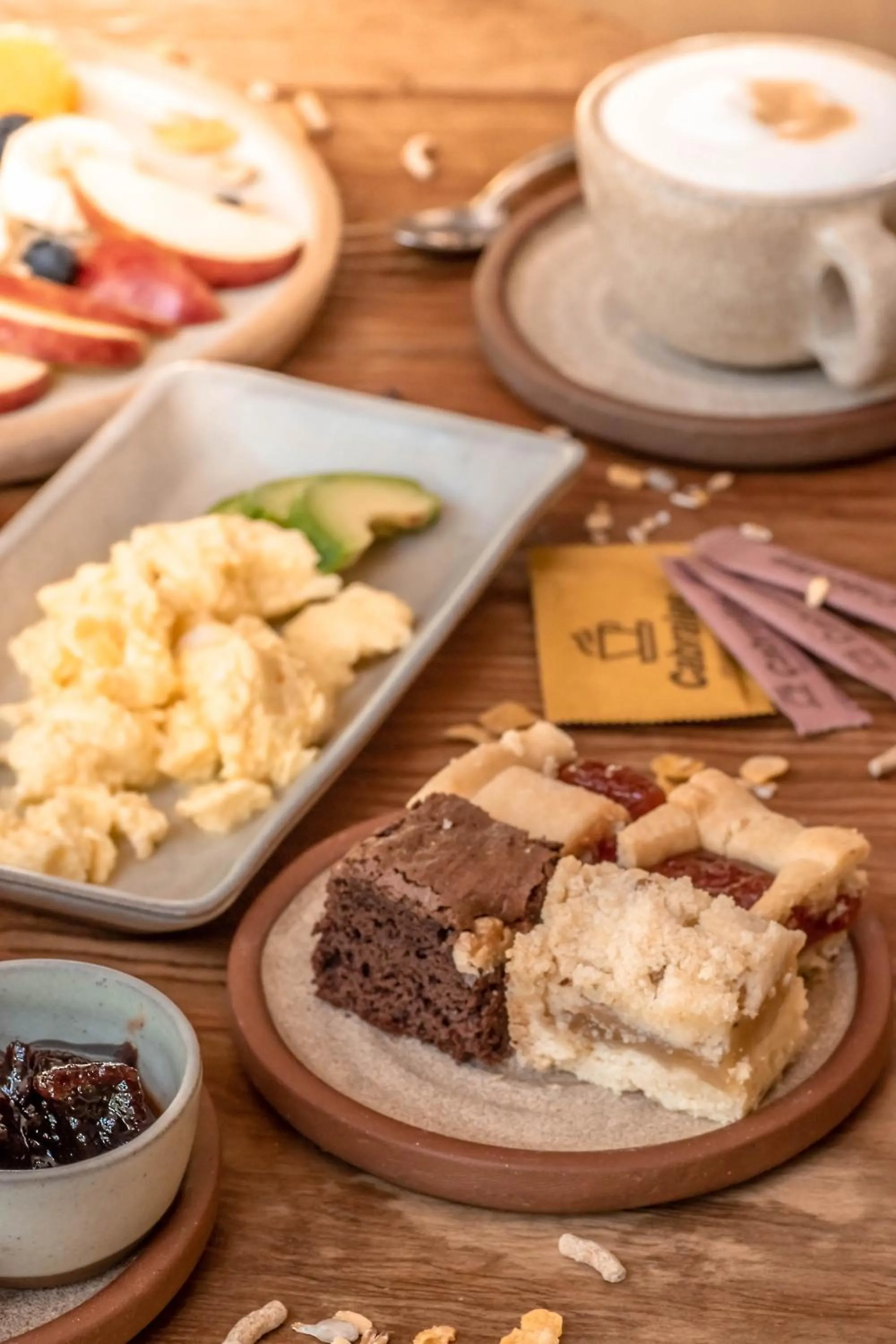 Breakfast in Carilo Hills by bund