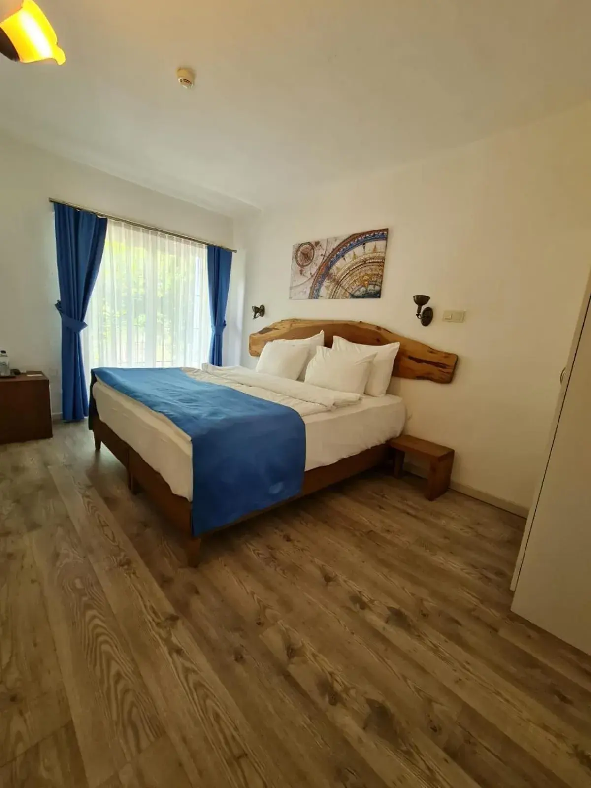 Double or Twin Room with Balcony in Rebetiko Hotel Double or Twin Room with Balcony in Rebetiko Hotel