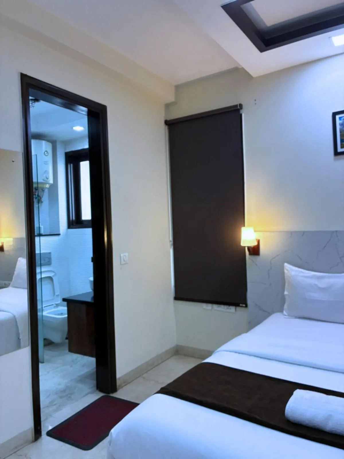 Cassava Stay - Deluxe B&B - Close to Rajendra Place Near BLK Hospital