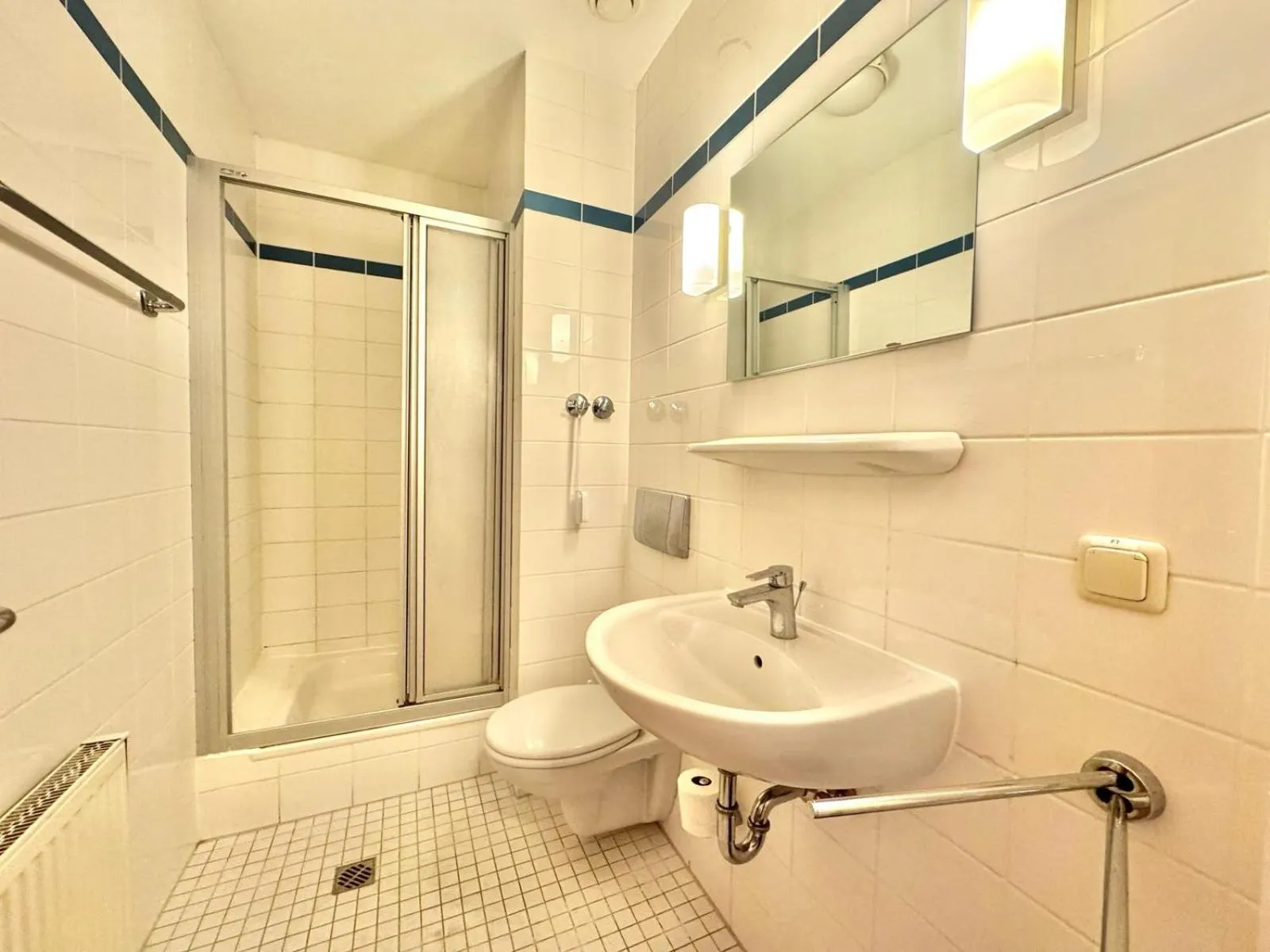 Shower in AR Airport Hotel Rüsselsheim