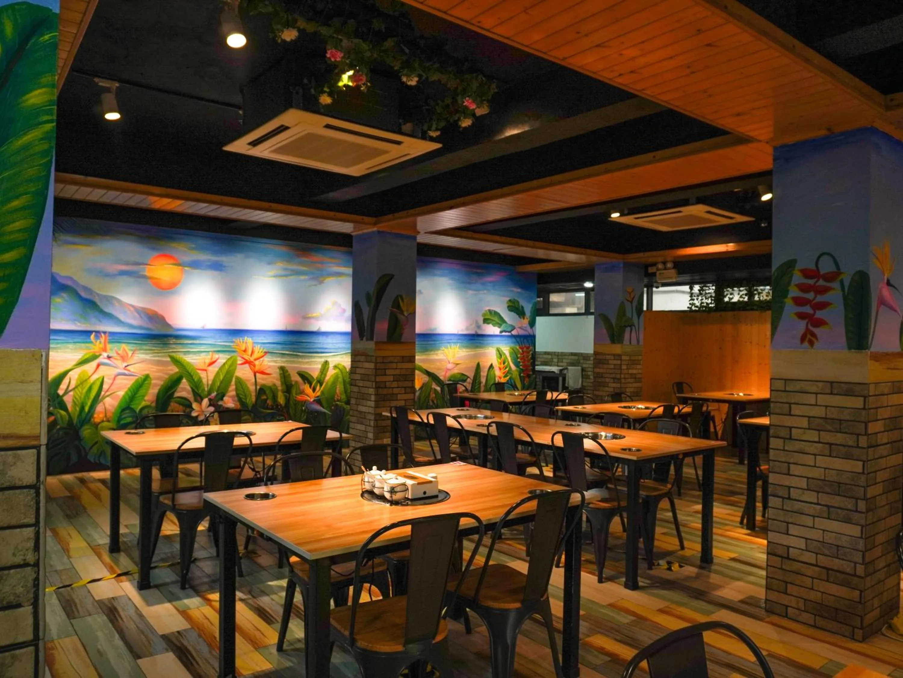 Restaurant/places to eat in Boracay Paradise Hotel