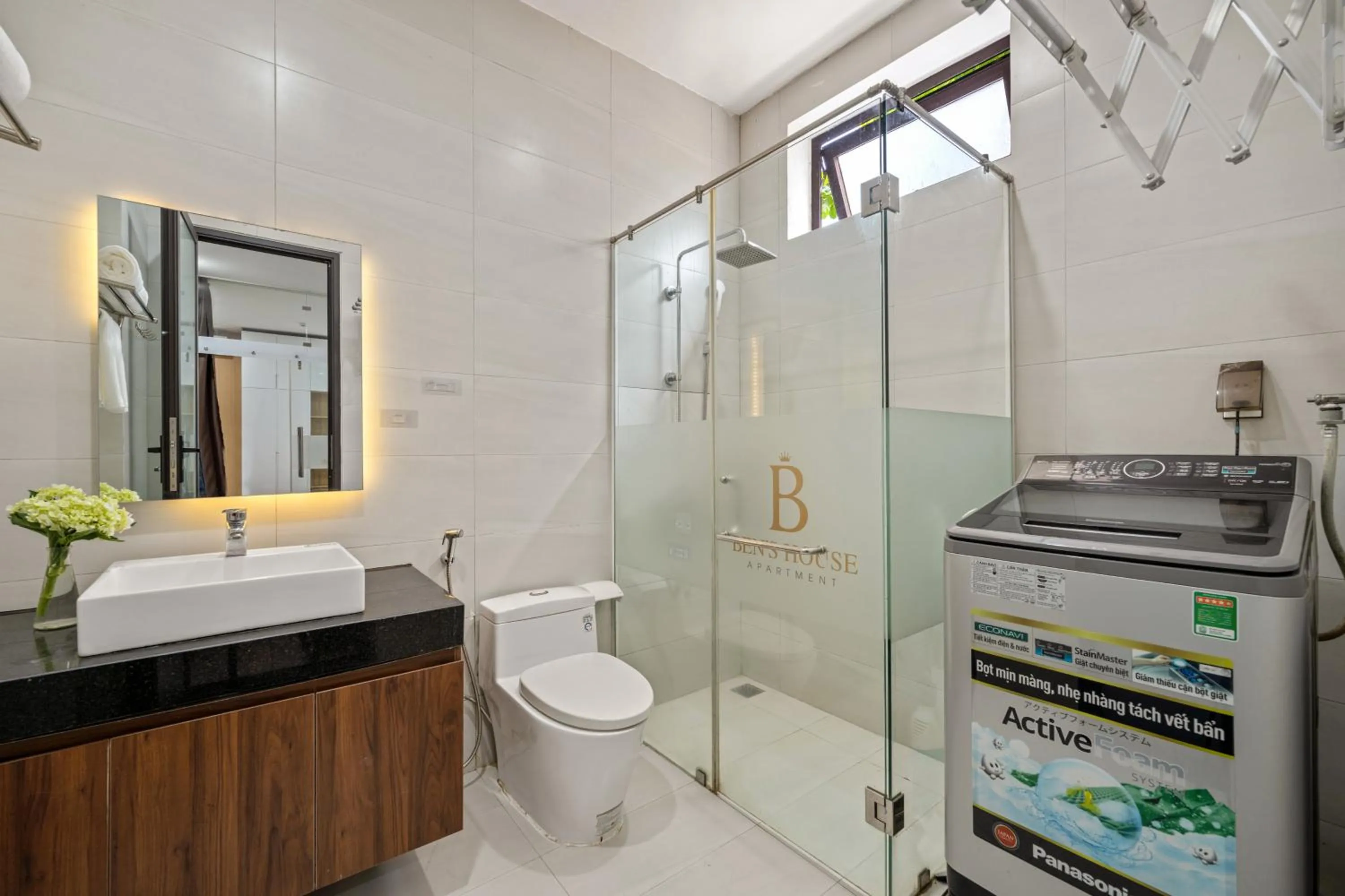 Shower in Ben's House Boutique