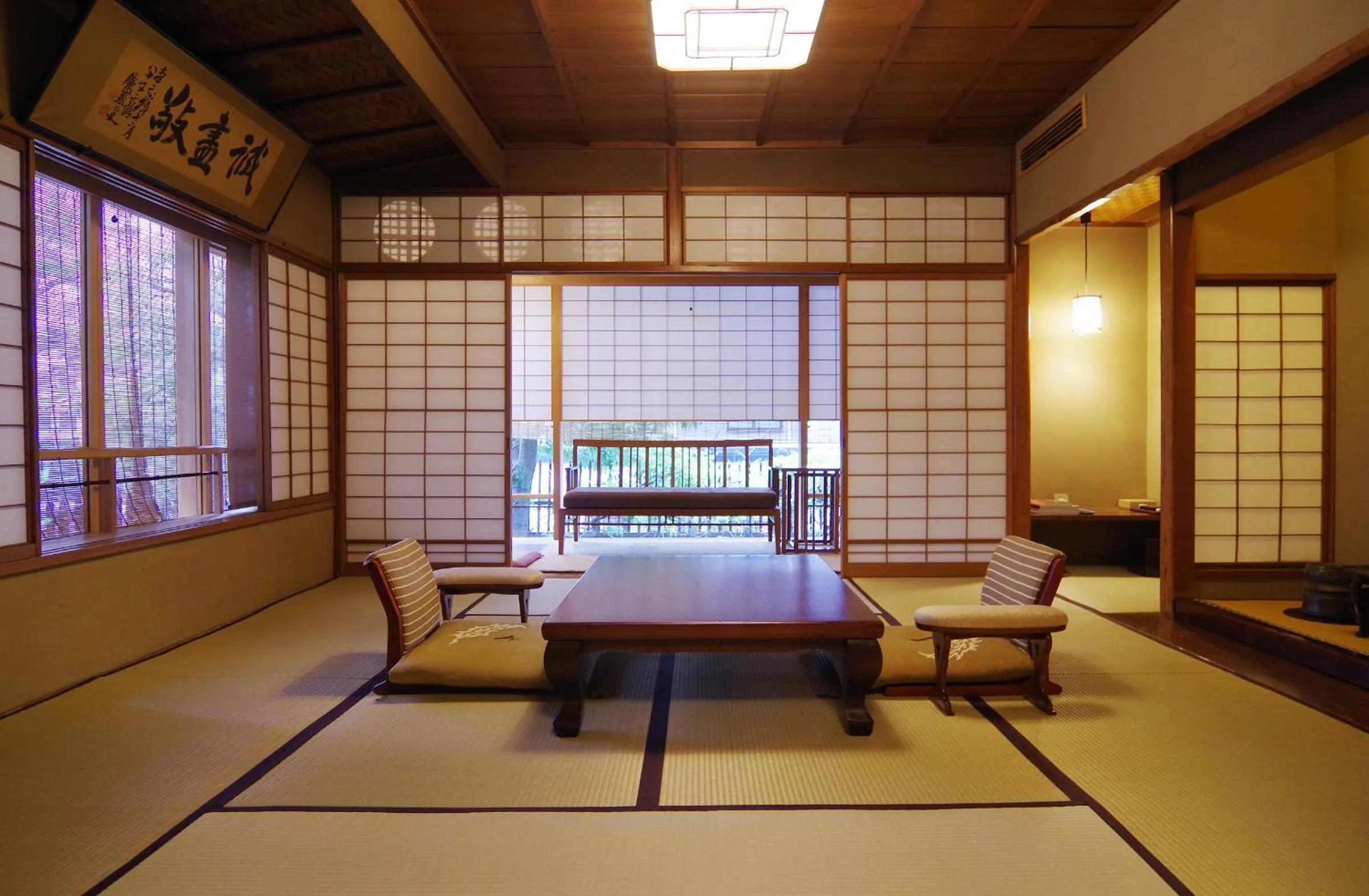 Photo of the whole room in Hiiragiya