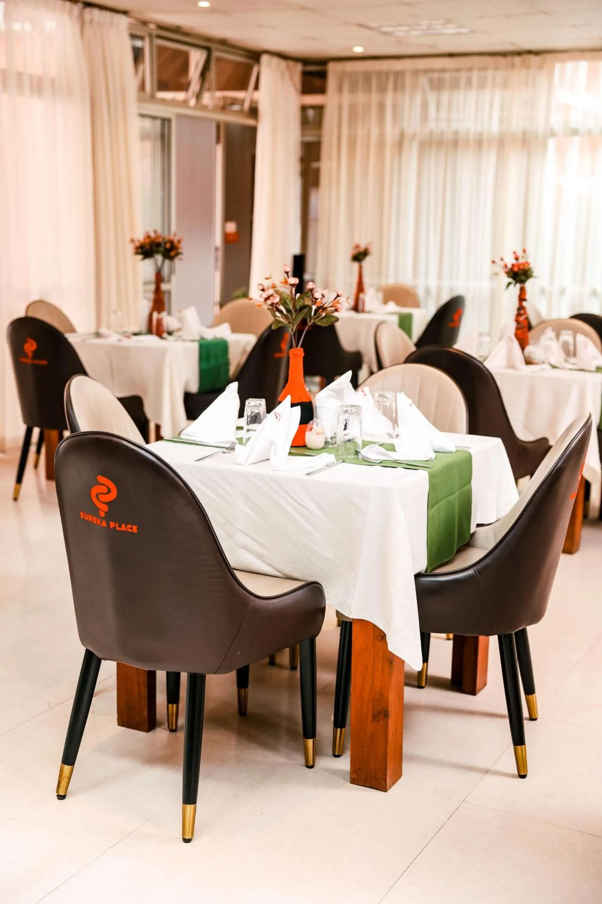 Restaurant/places to eat in Eureka Place Hotel Kampala