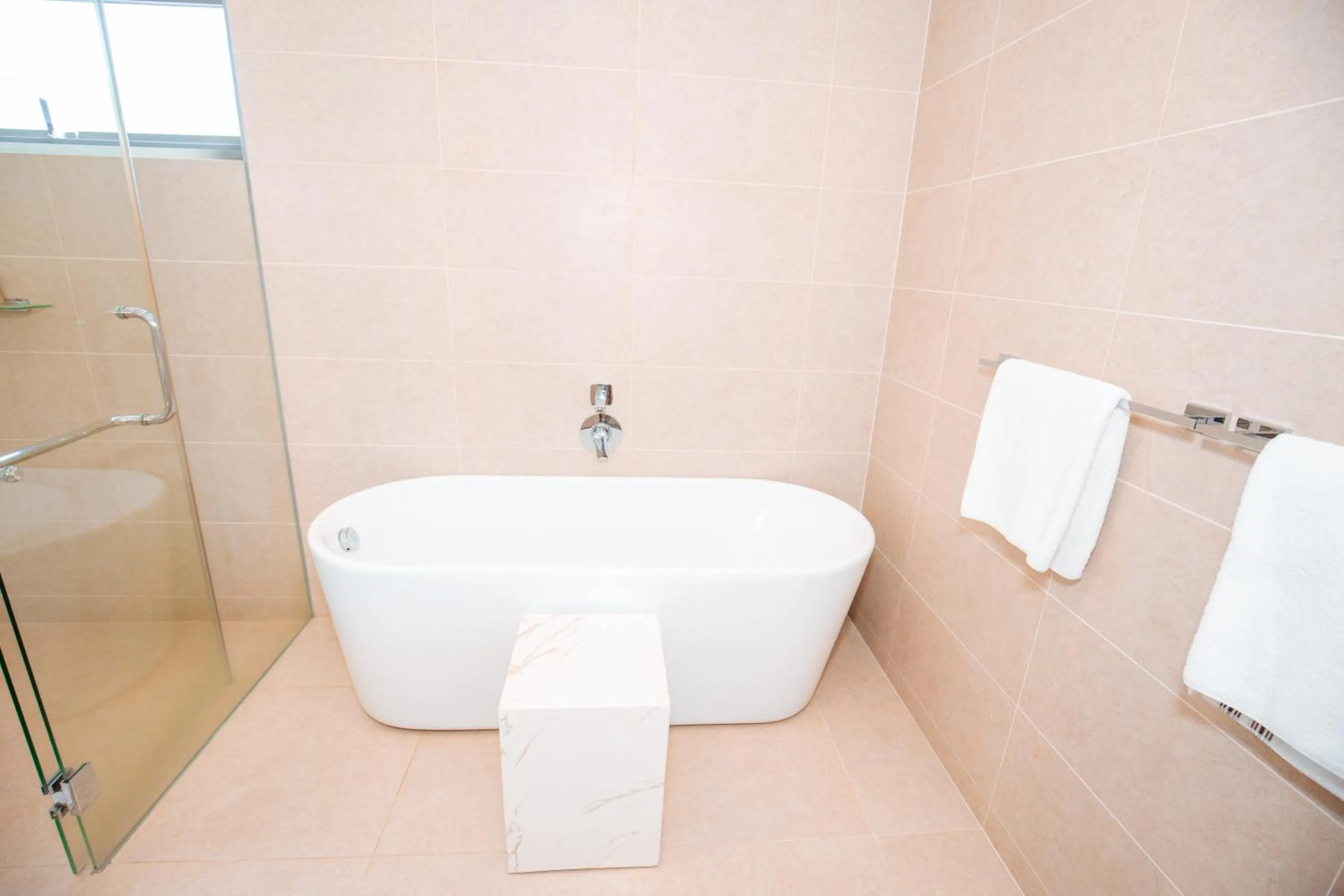 Beachfront 4 Bedrooms private pool villa Sanctuary Ho Tram resort