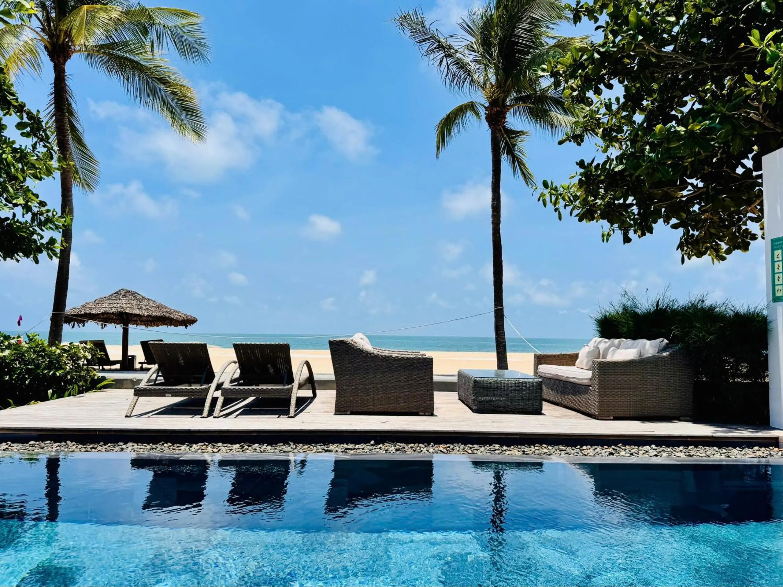 Beachfront 4 Bedrooms private pool villa Sanctuary Ho Tram resort