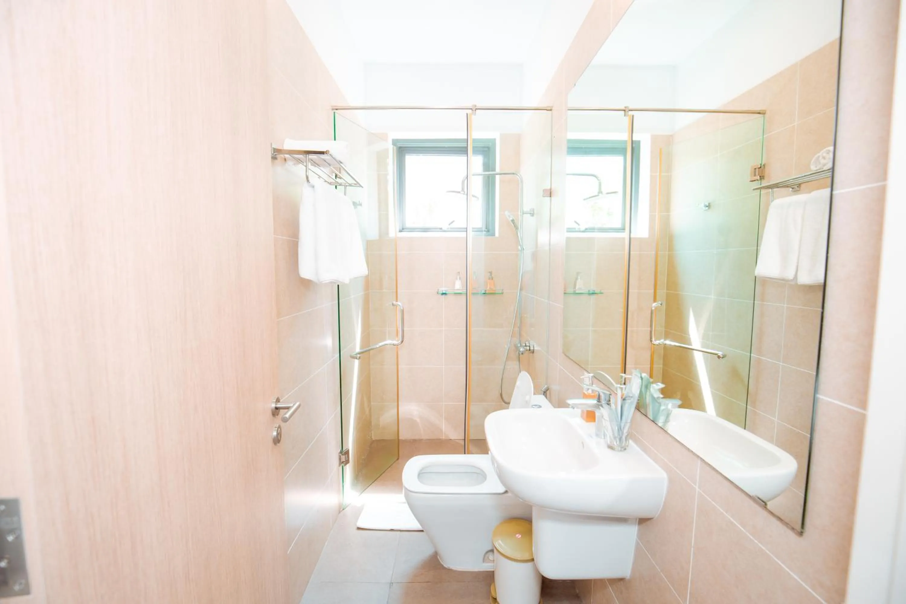 Beachfront 4 Bedrooms private pool villa Sanctuary Ho Tram resort