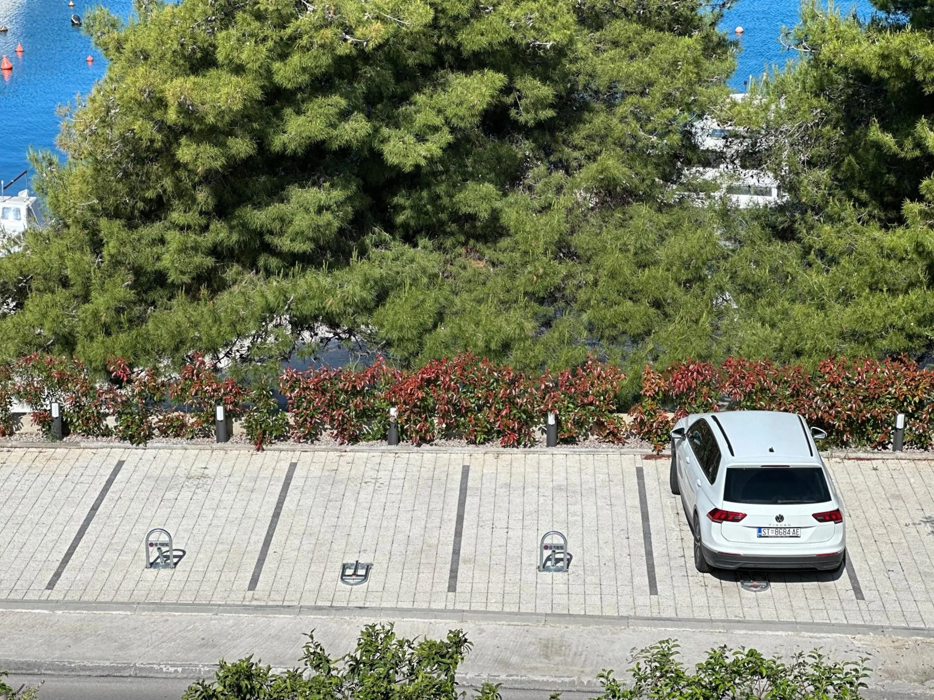 Parking in Apartments Satis