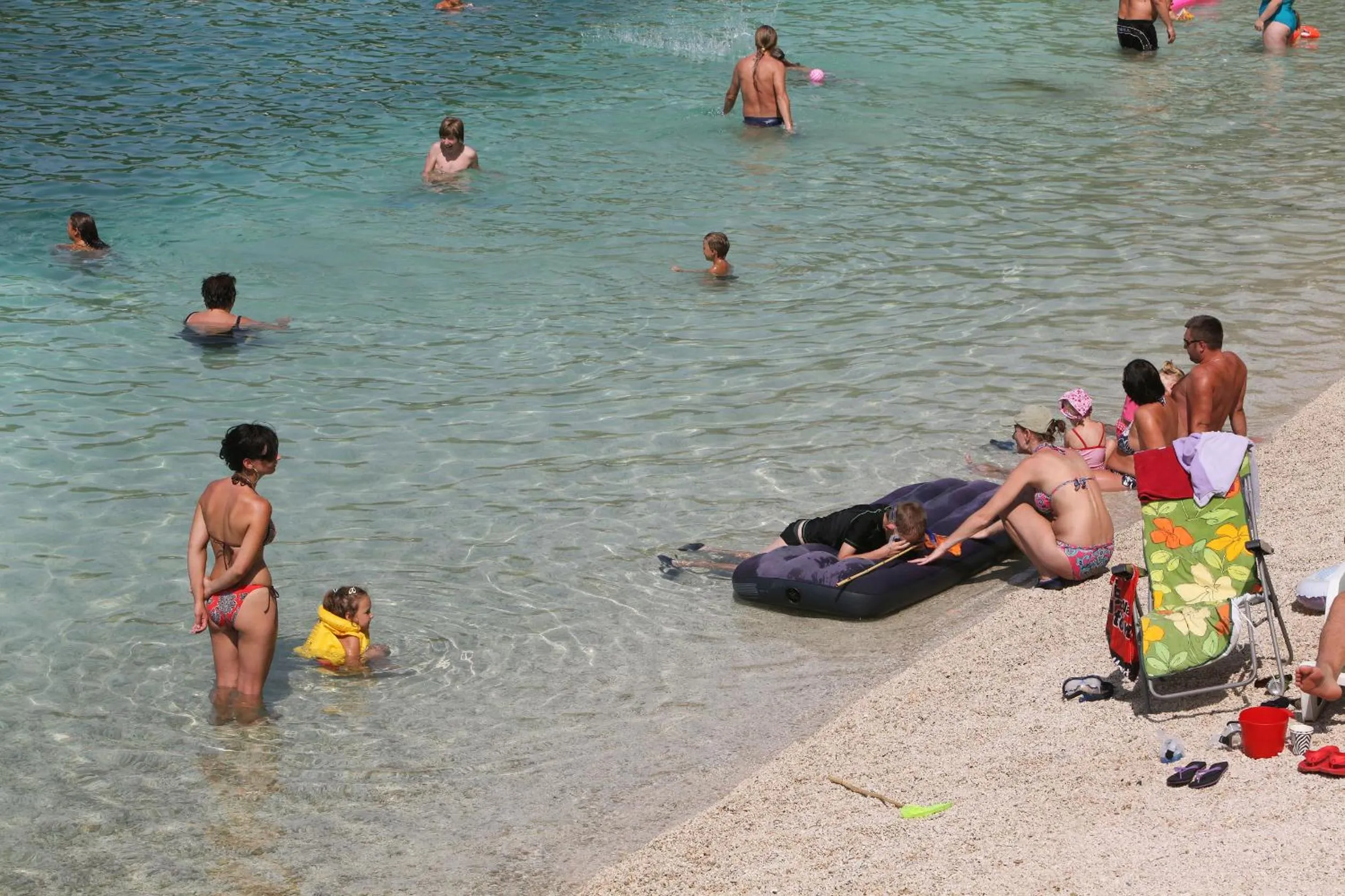 Beach in Apartments Satis