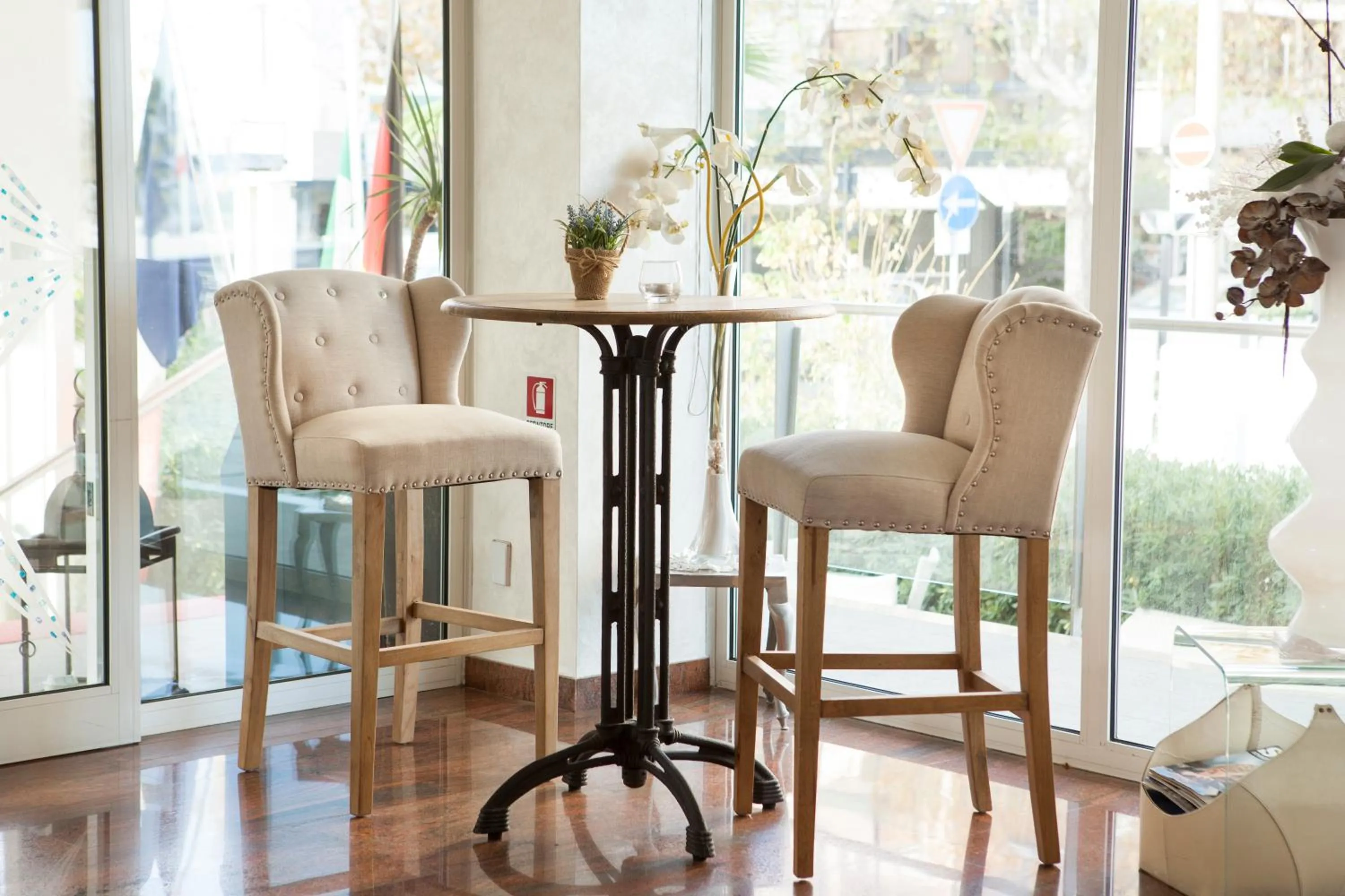 Lobby or reception in Best Western Maison B Hotel