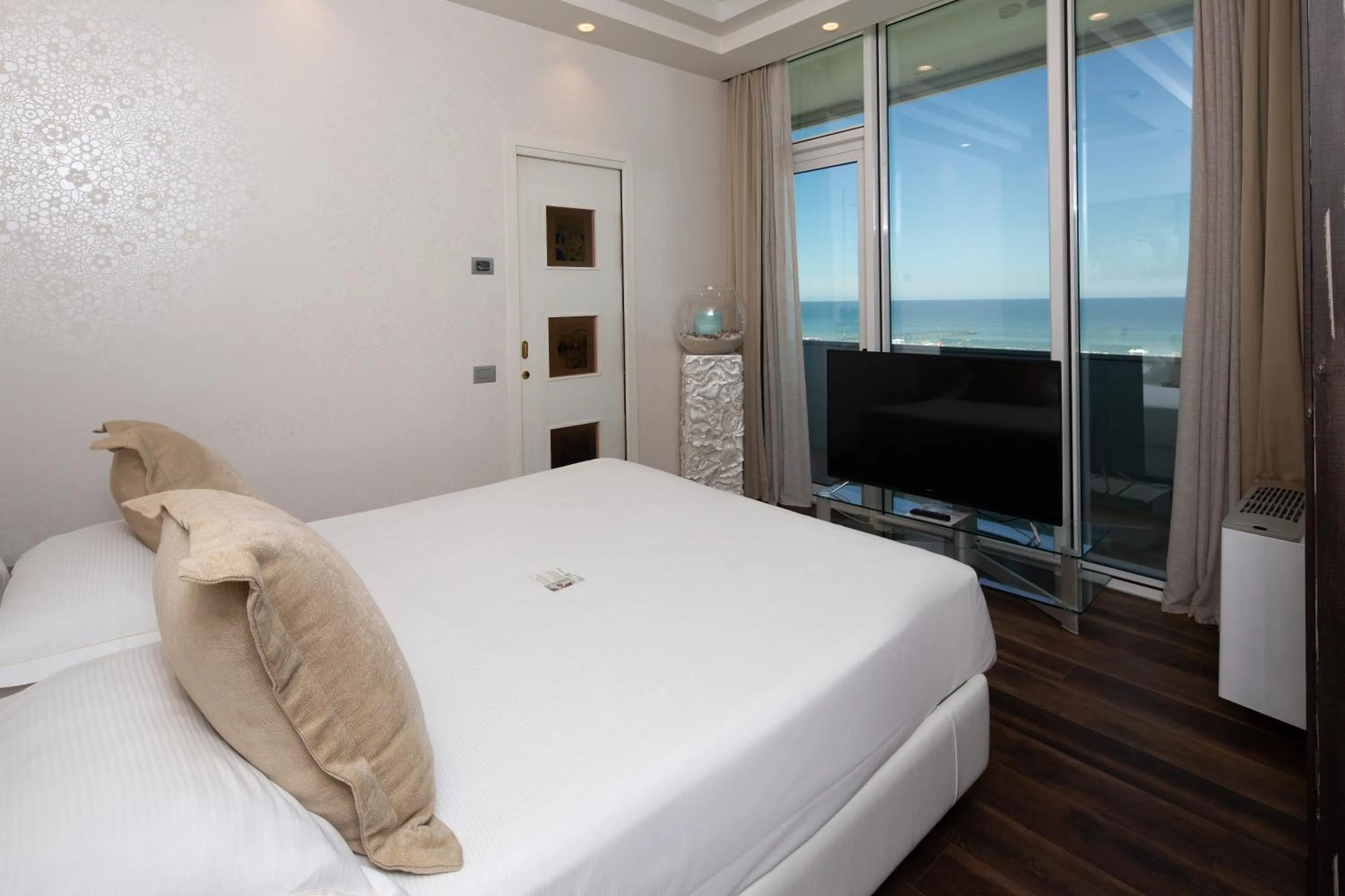 Bedroom, Bed in Best Western Maison B Hotel