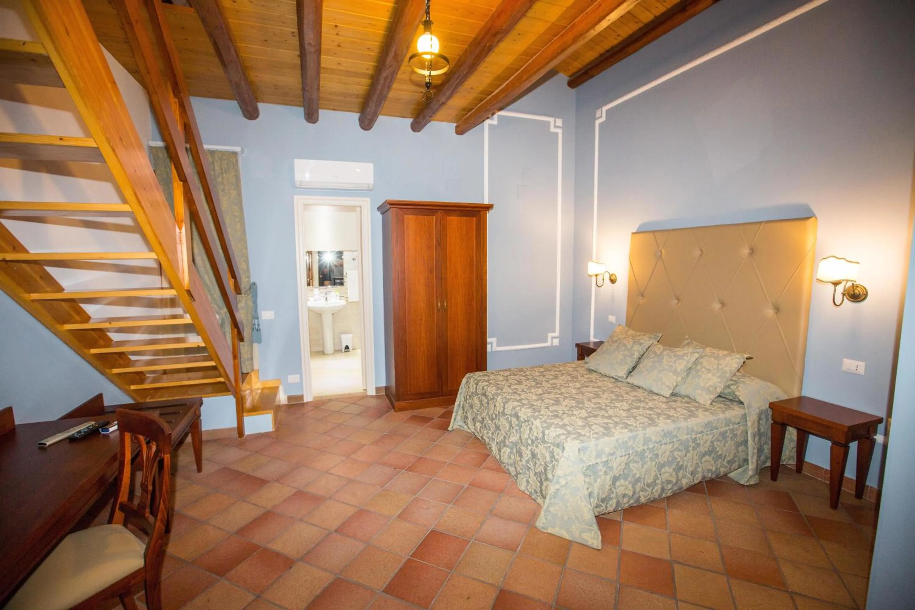 Bedroom, Bed in Palazzo Raho