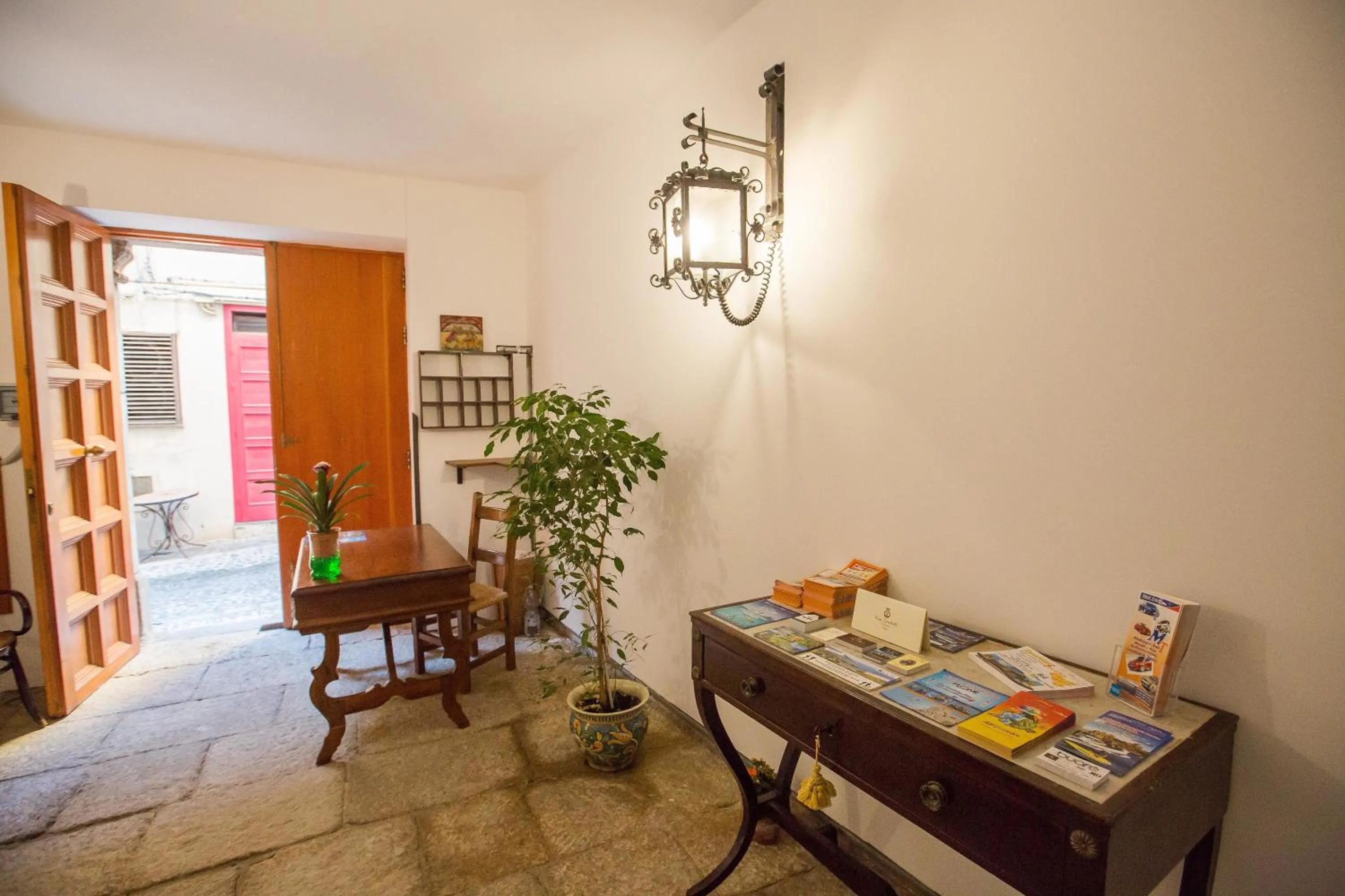 Lobby or reception in Palazzo Raho