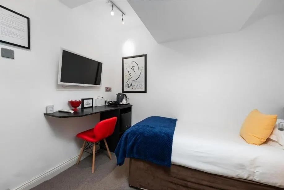 Bed in Nell Gwynn House