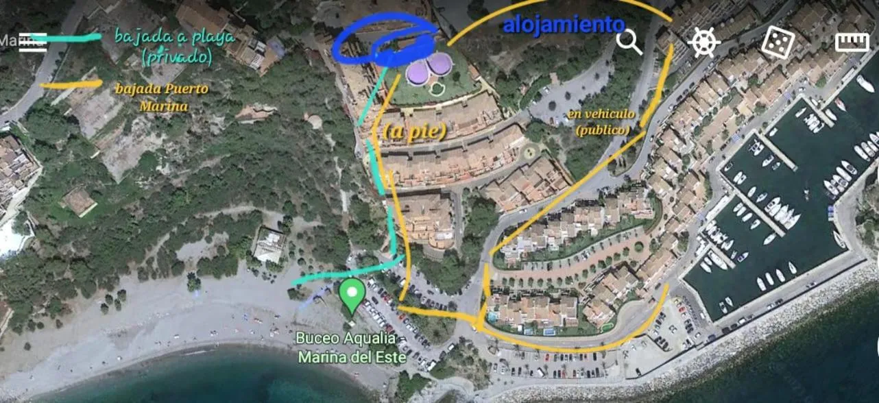 Property building in El Mirador "Lujo para 6 personas"