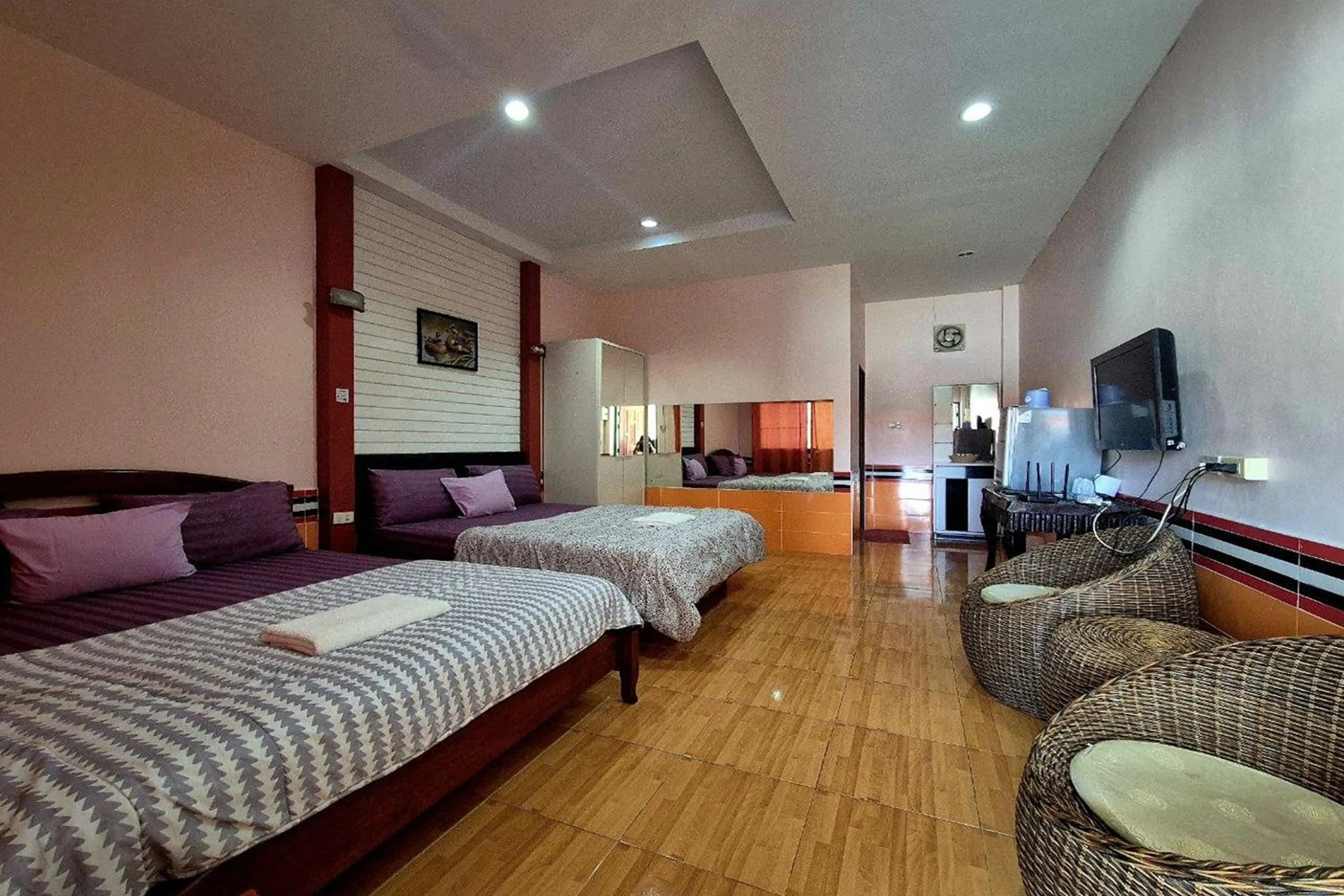 Bed in KhiangLe Resort 1