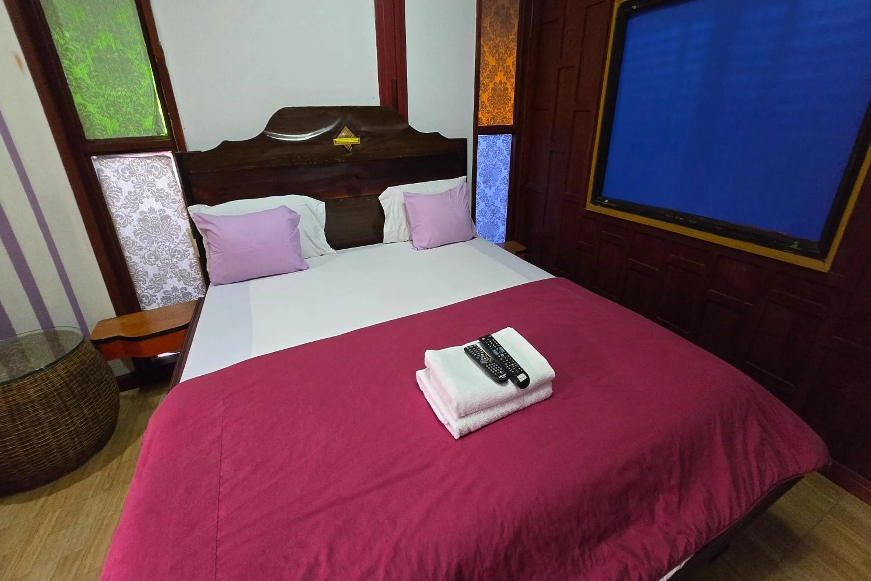 Bed in Ruean Mai KhiangLe Songkhla