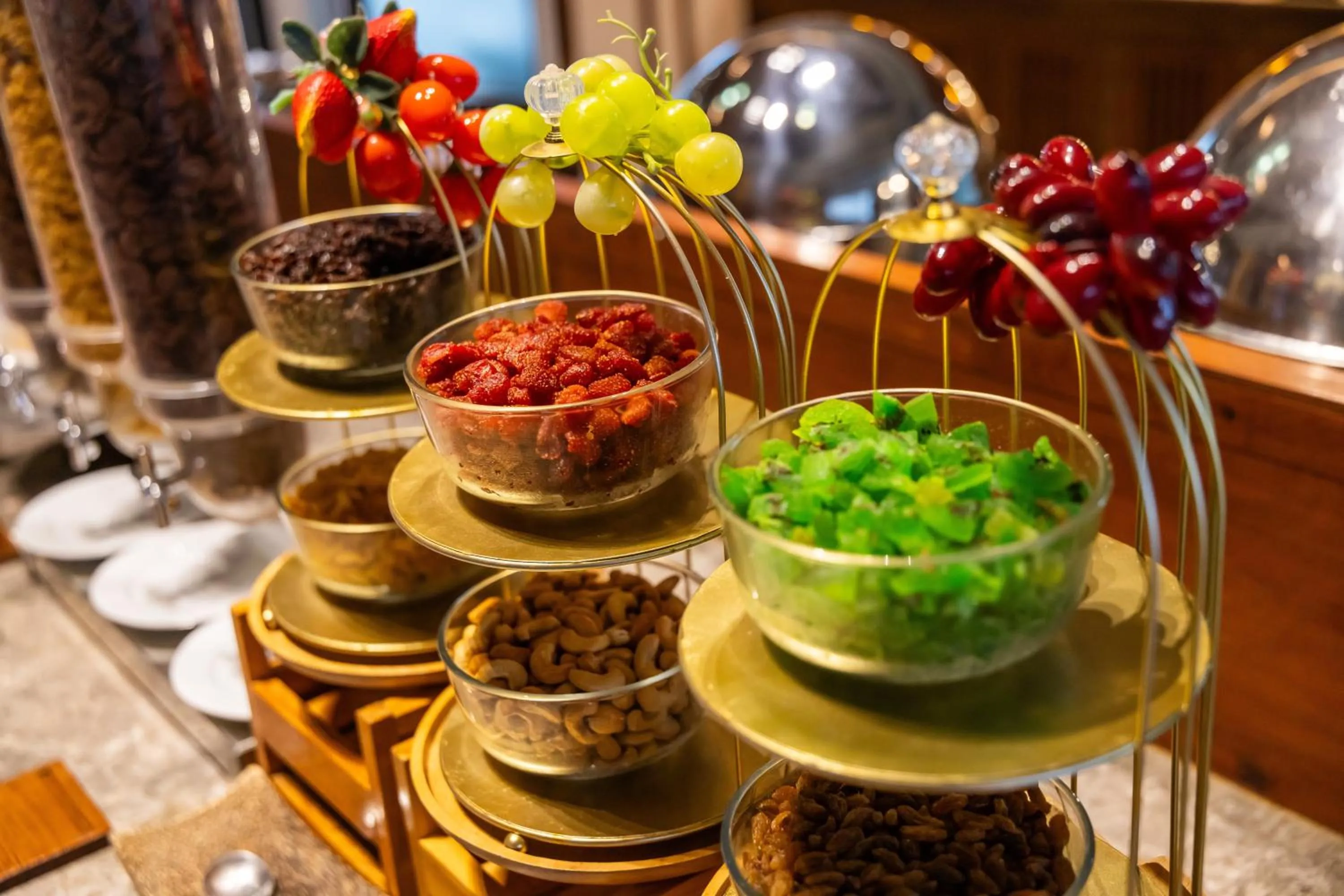 Restaurant/places to eat in BJ & Radisson Sea View Hotel